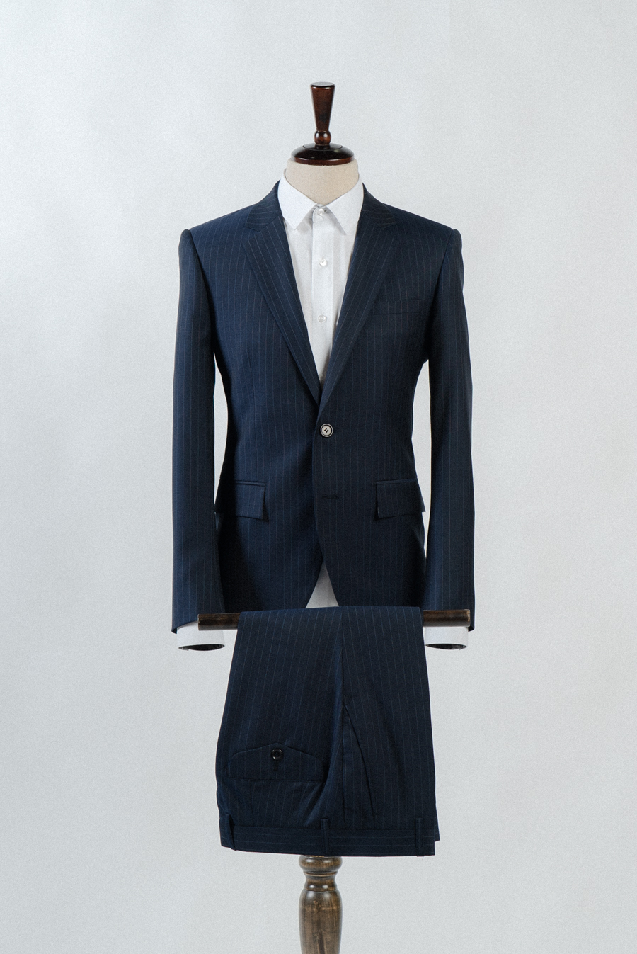 E006 直紋西裝外套 深藍色