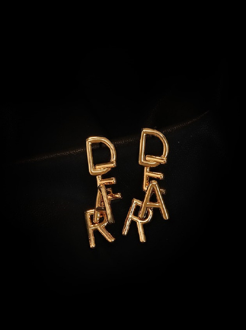 簡約復古個性字母DEAR-K金色耳環