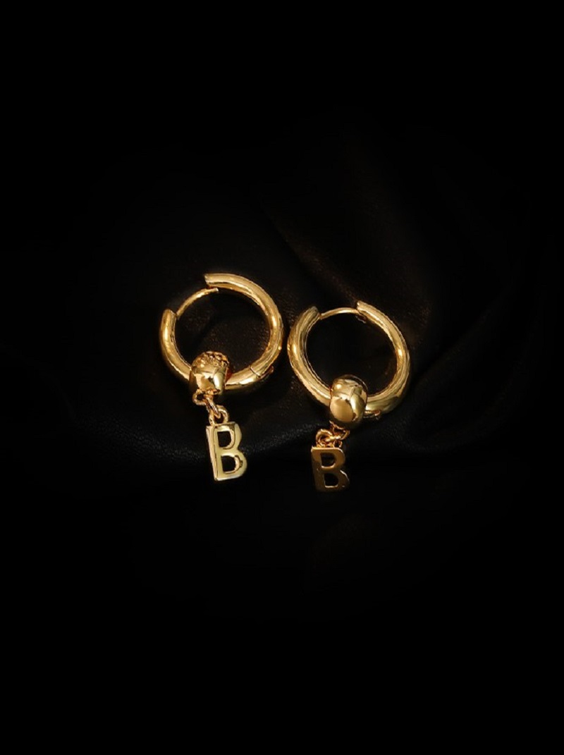 簡約字母K金色耳環,百搭,氣質,時尚,K金色,HBBS9896