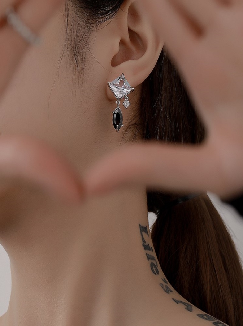 歐美時尚氣質幾何鋯石耳環