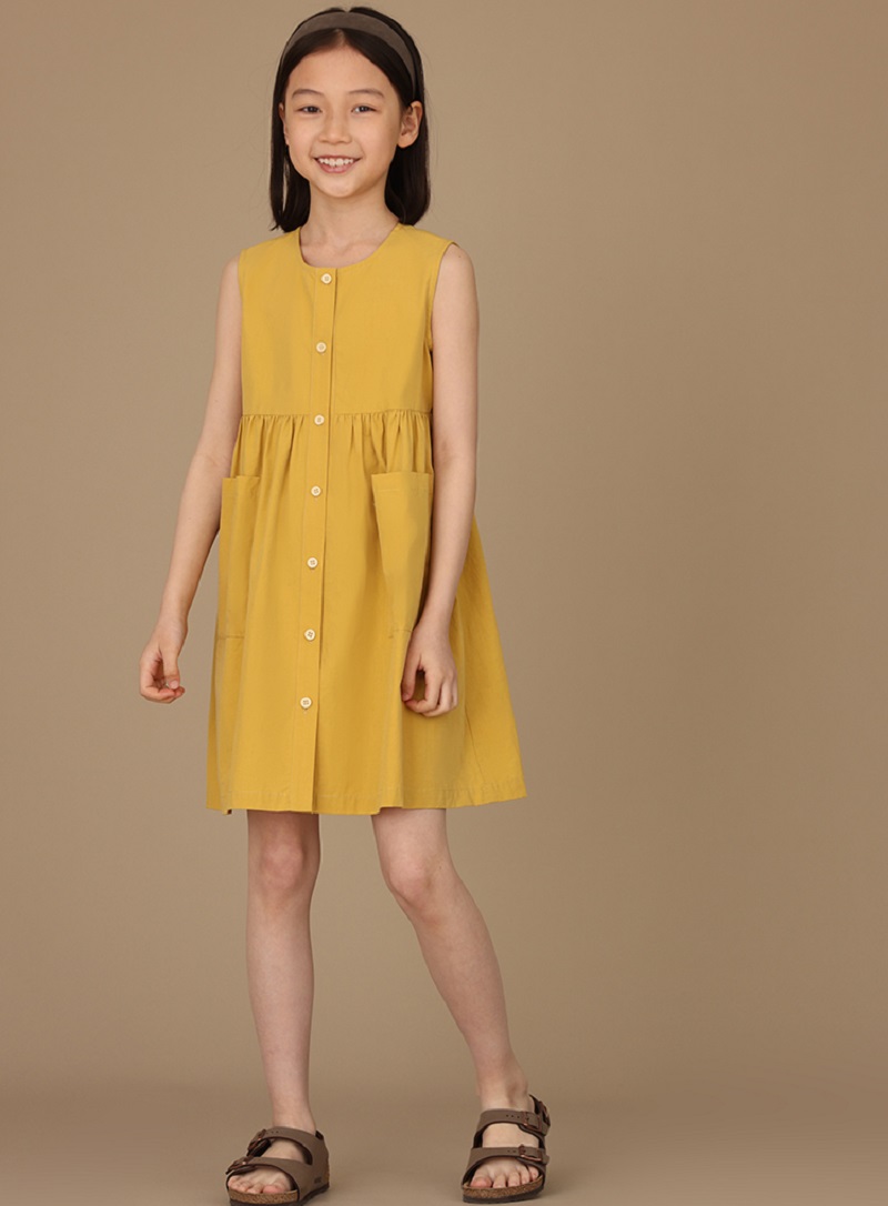 檸檬黃親膚無袖圓領開扣休閒背心連身裙洋裝