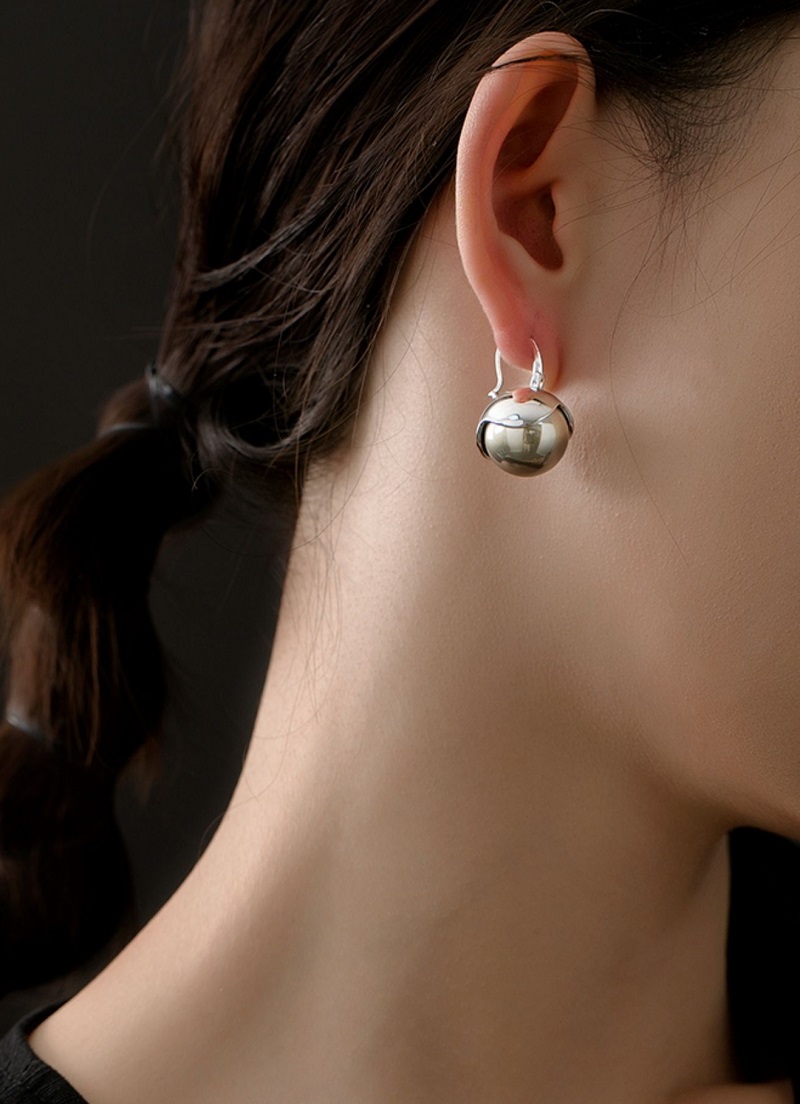 歐式大珍珠耳環女小眾高級感設計新品獨特冷淡風氣質耳環