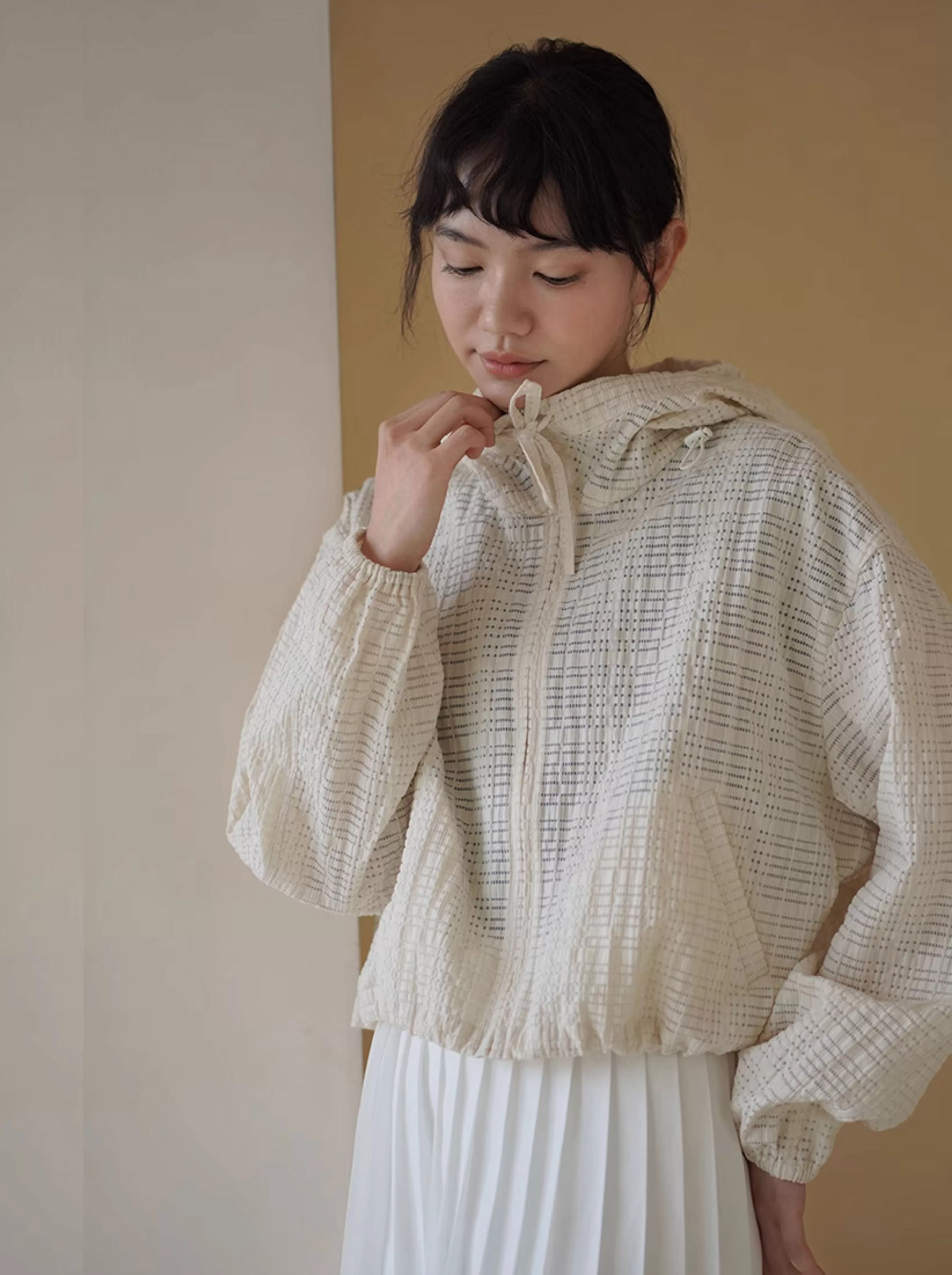 夏日泡泡肌理外套色織鹽縮工藝寬鬆顯瘦連帽短上衣女