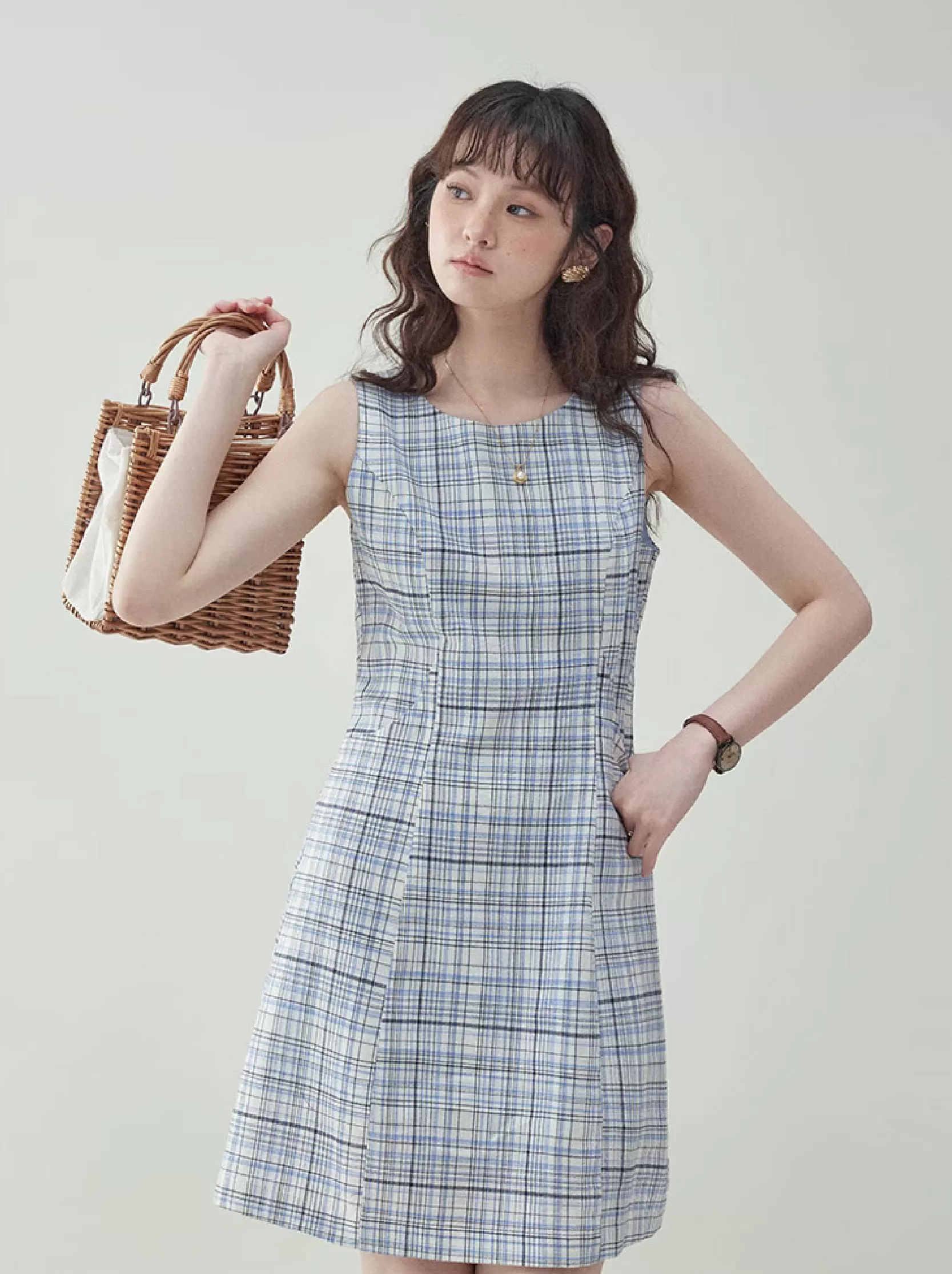 撞色格紋無袖背心連身裙女夏季新款時尚修身短裙