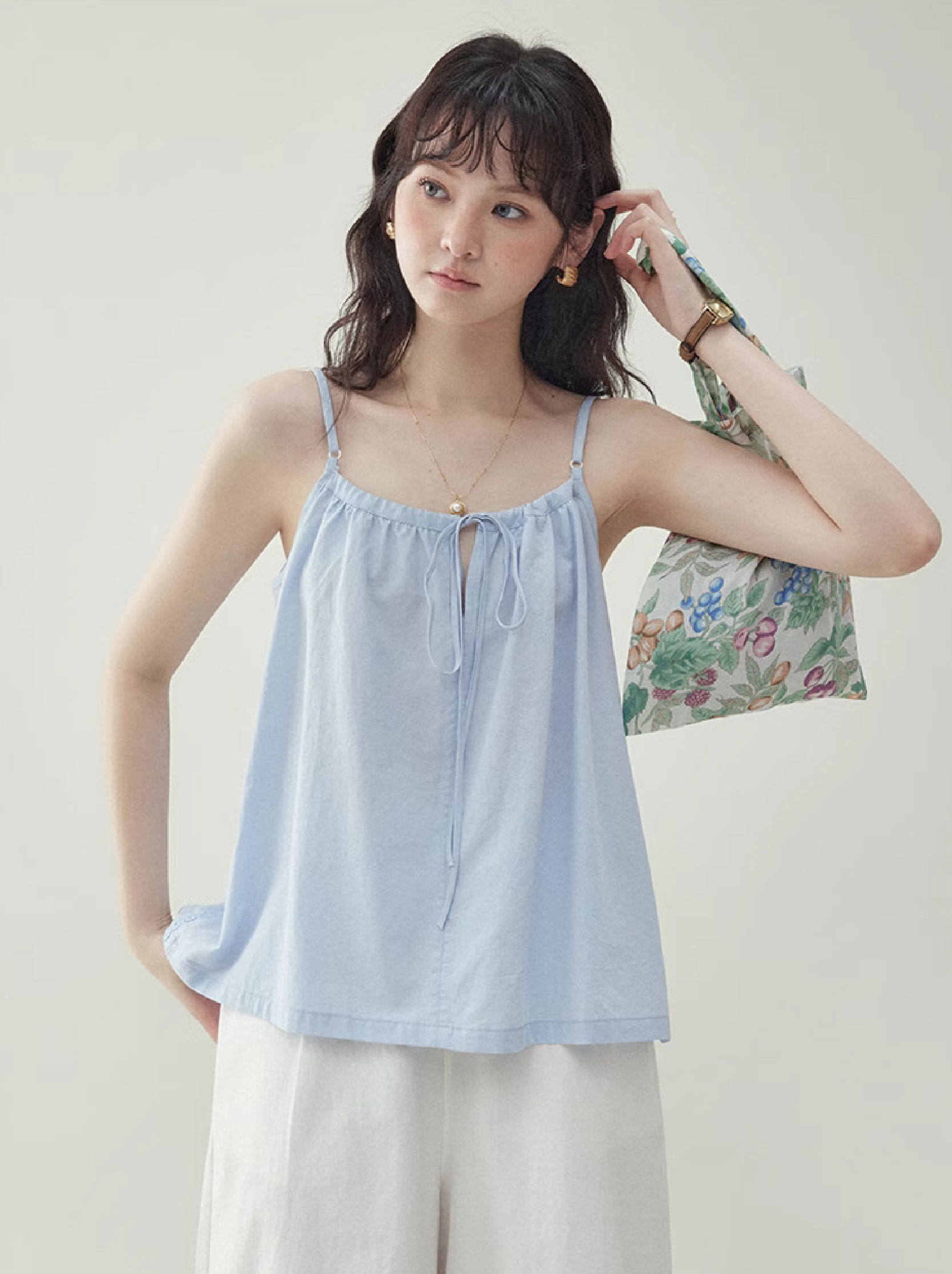 法式藍色綁帶吊帶襯衫女25夏季新款清涼內搭上衣