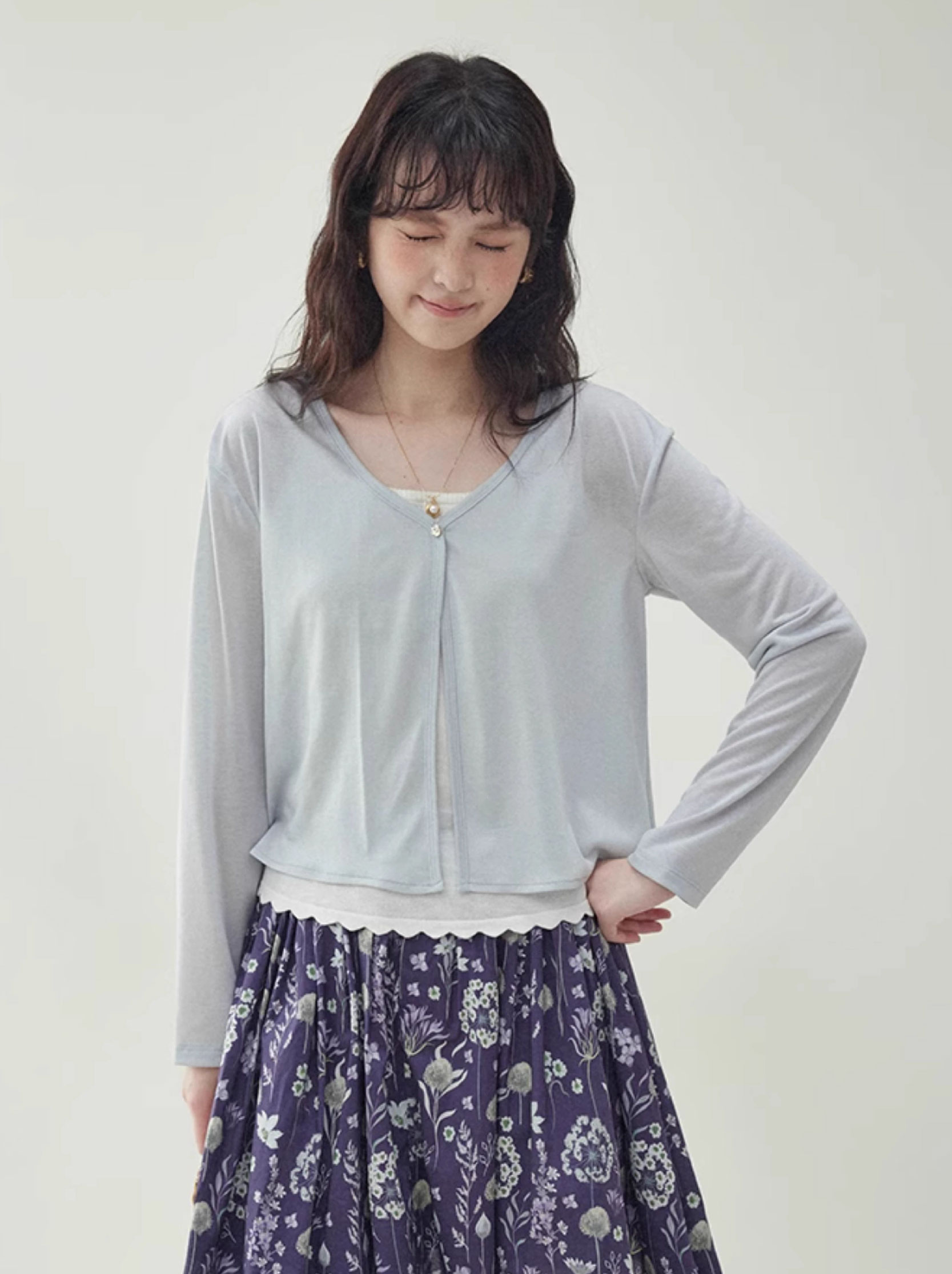 純色v領冰絲防曬長袖外套女夏季單扣空調衫上衣