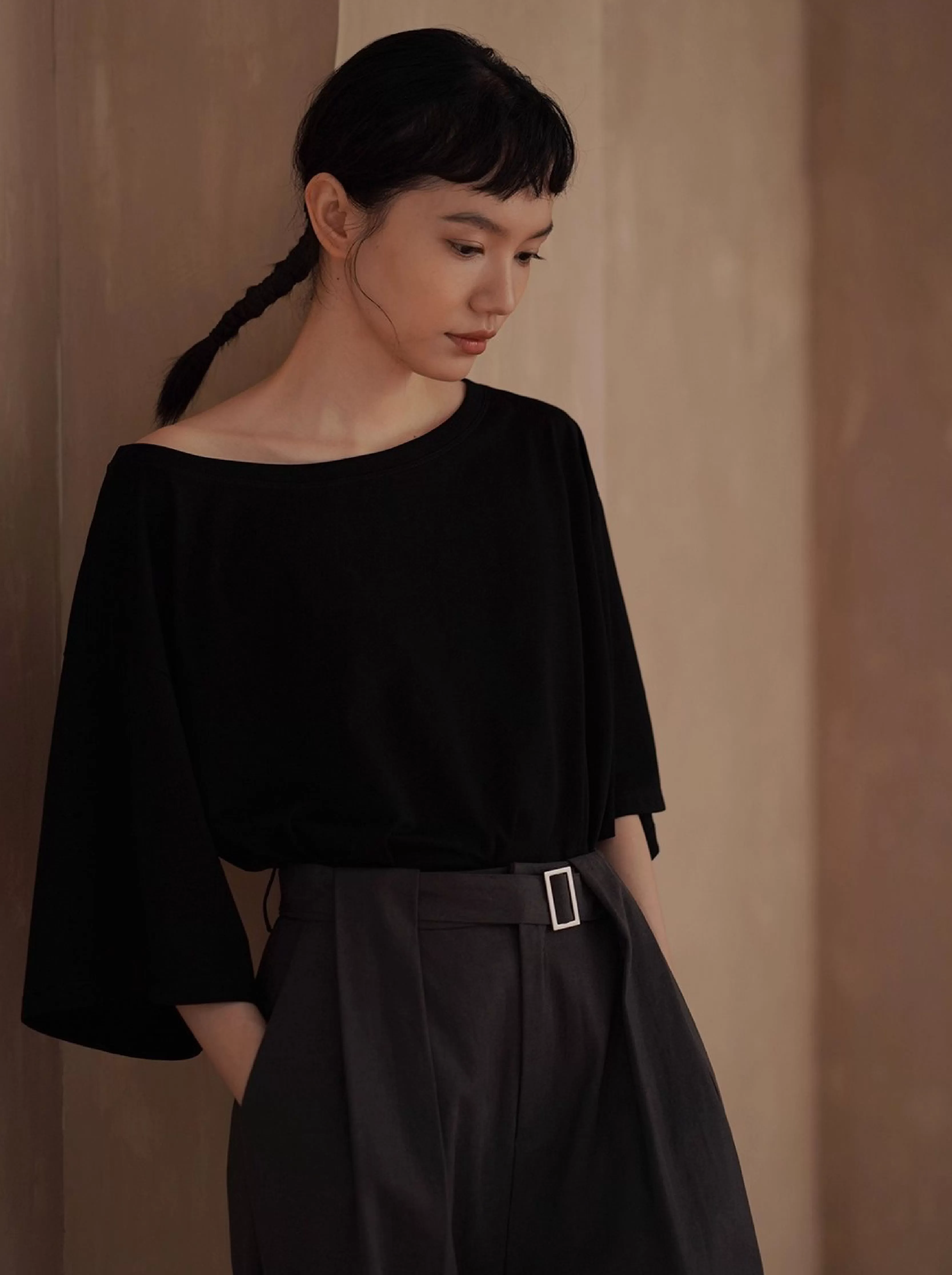 鬆弛自在法式上衣斜肩大領口輕薄透氣寬鬆顯瘦中袖T恤女