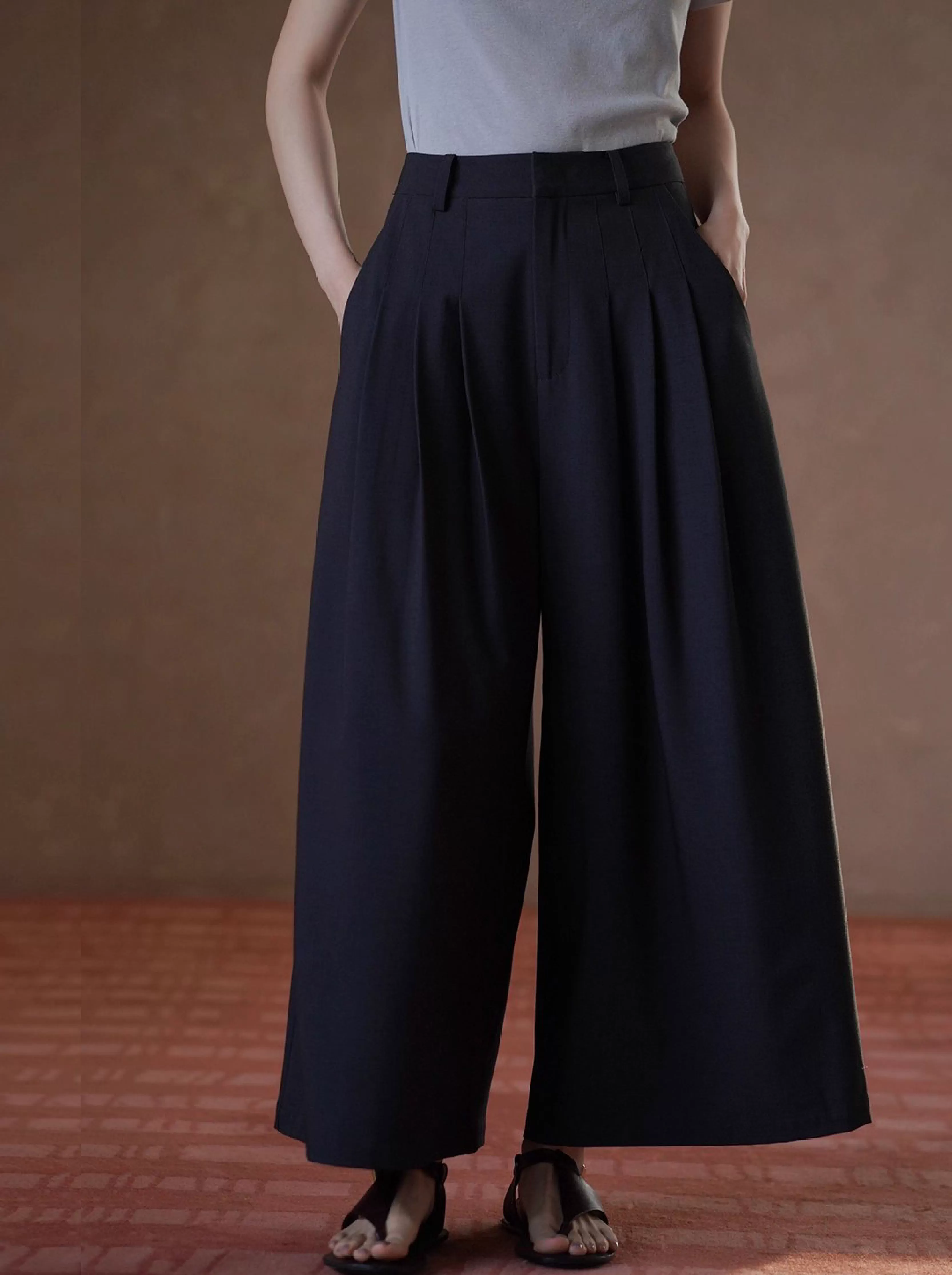 無痛顯瘦神褲綿羊毛萊賽爾混紡爽垂A字闊腿遮肉通勤長褲