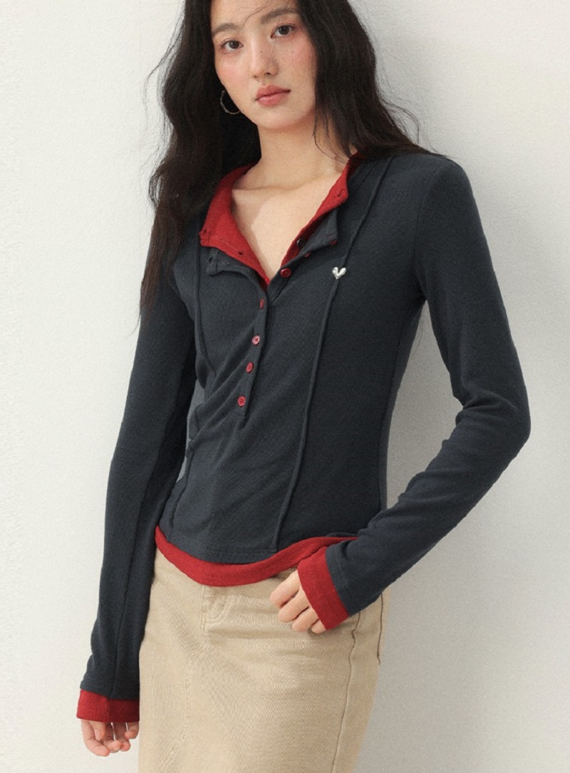 大尺碼秋裝灰色正肩長袖設計感假兩件疊穿上衣