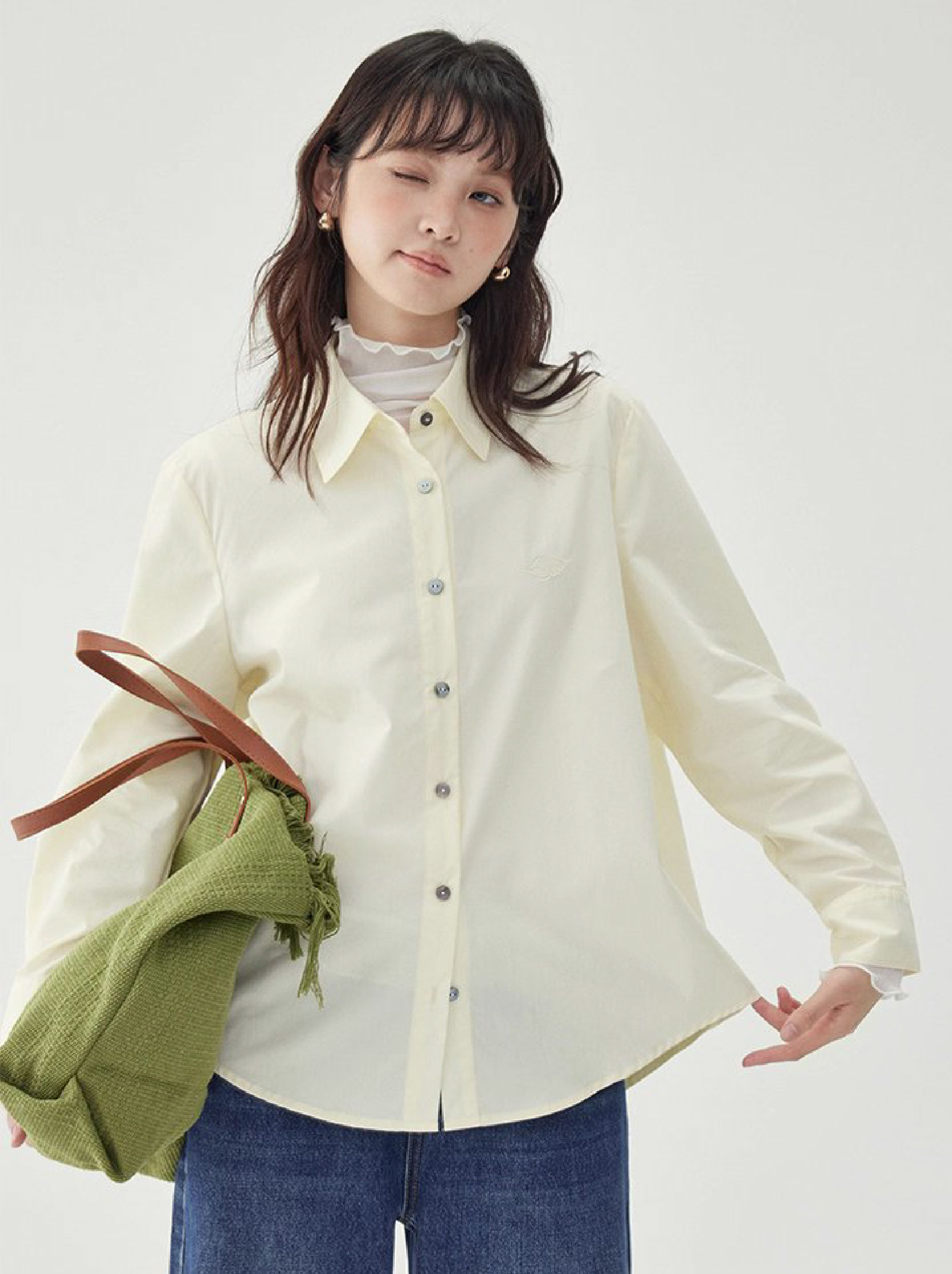 單排扣寬鬆繡襯衫女秋季新款慵懶長袖上衣