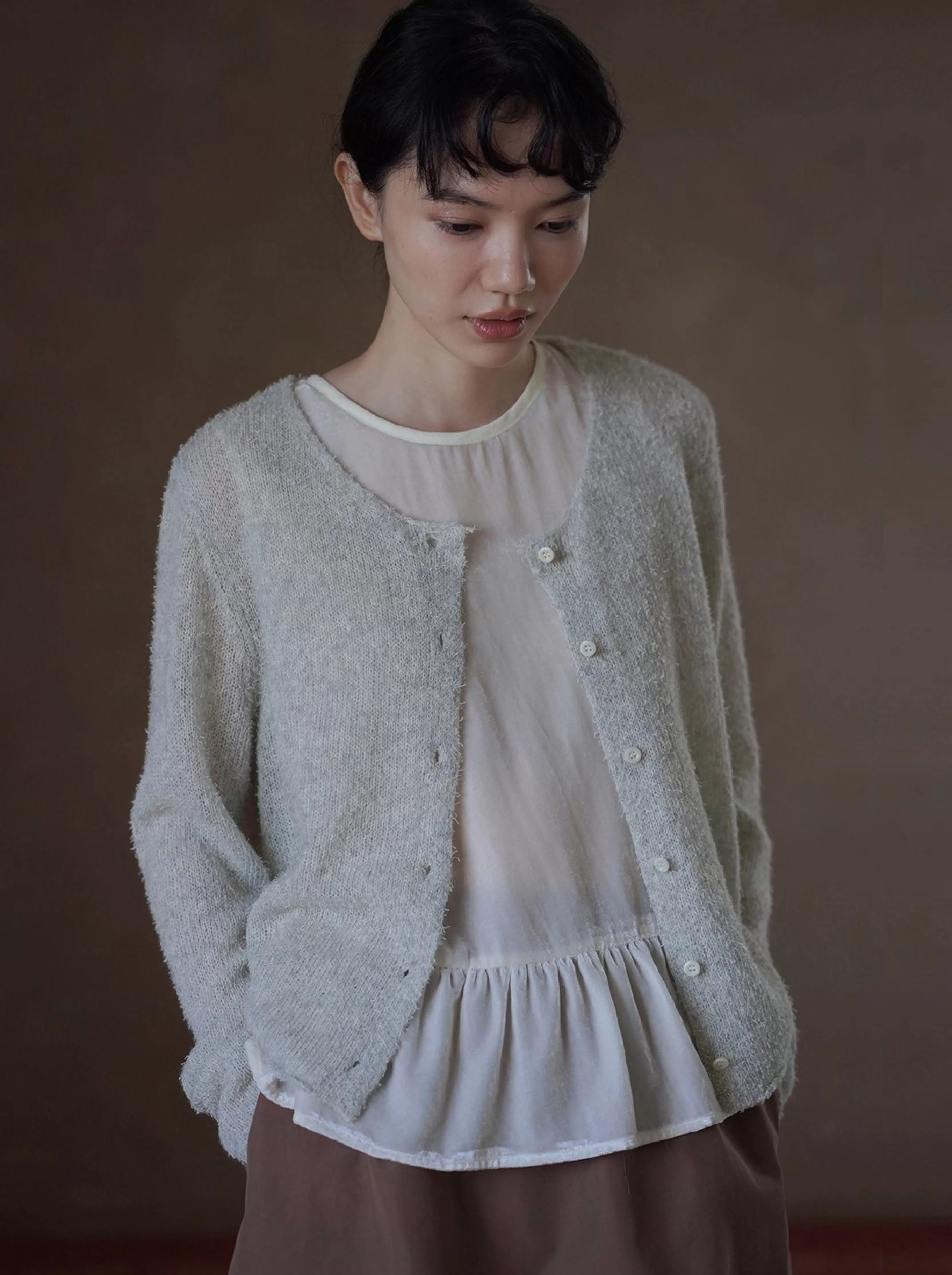 精巧小銀魚針織重磅綿羊毛桑蠶絲混紡捲邊通勤毛衣外套