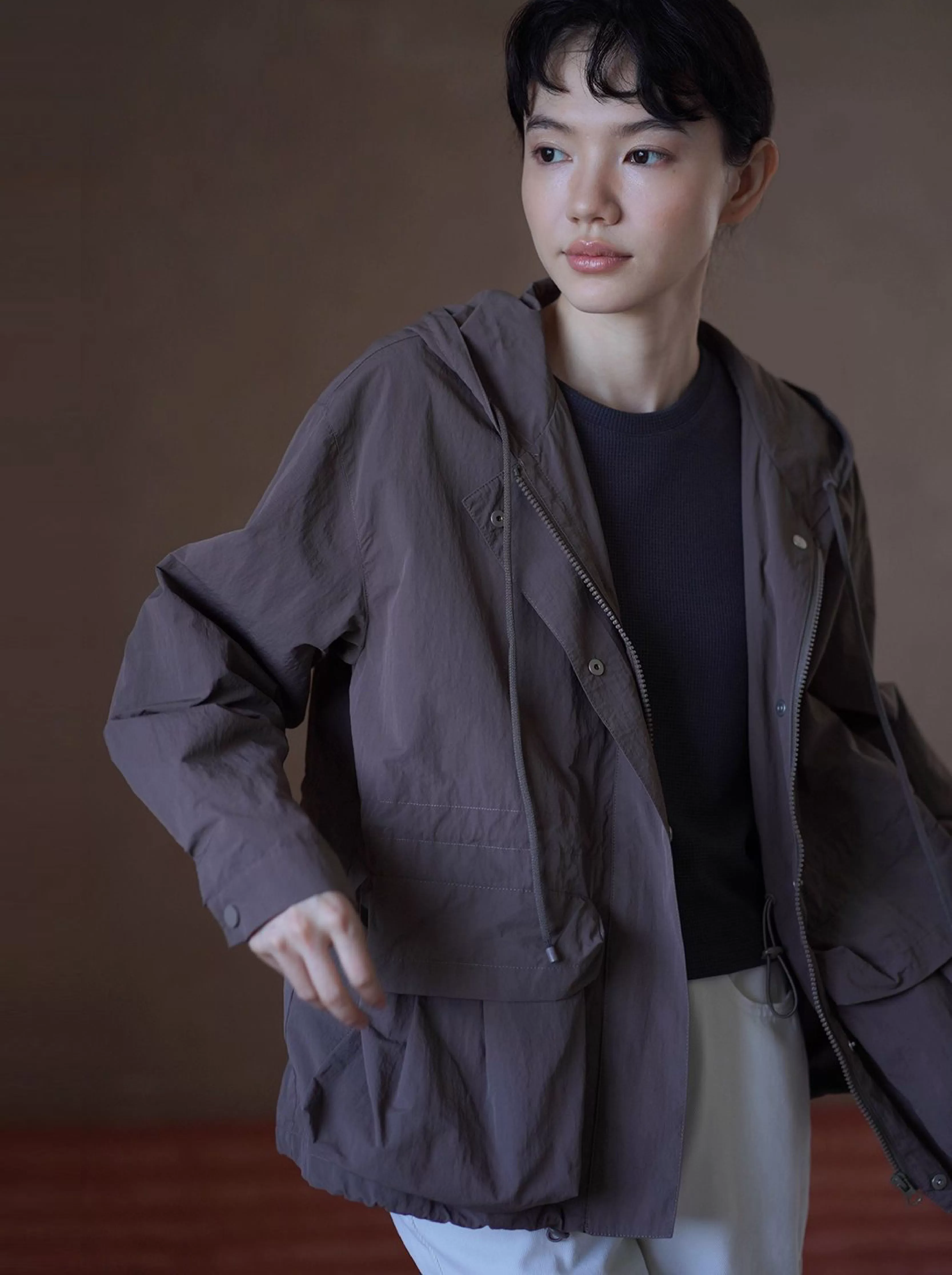 假期健行立體口袋設計抽繩收腰連帽寬鬆顯瘦沖風外套女