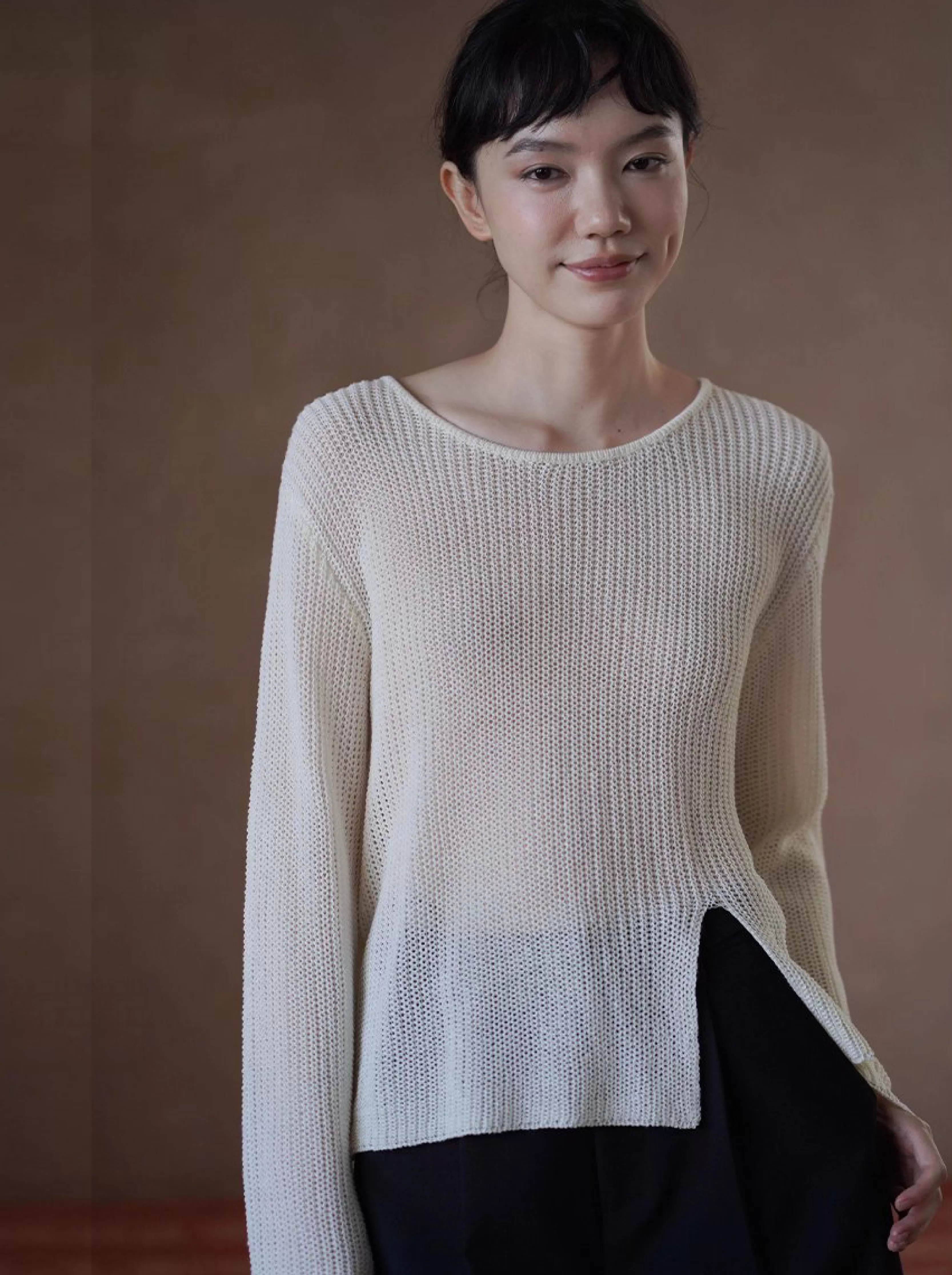 晴空白塔針織鏤空編織肌理感寬鬆顯瘦開叉長袖通勤罩衫