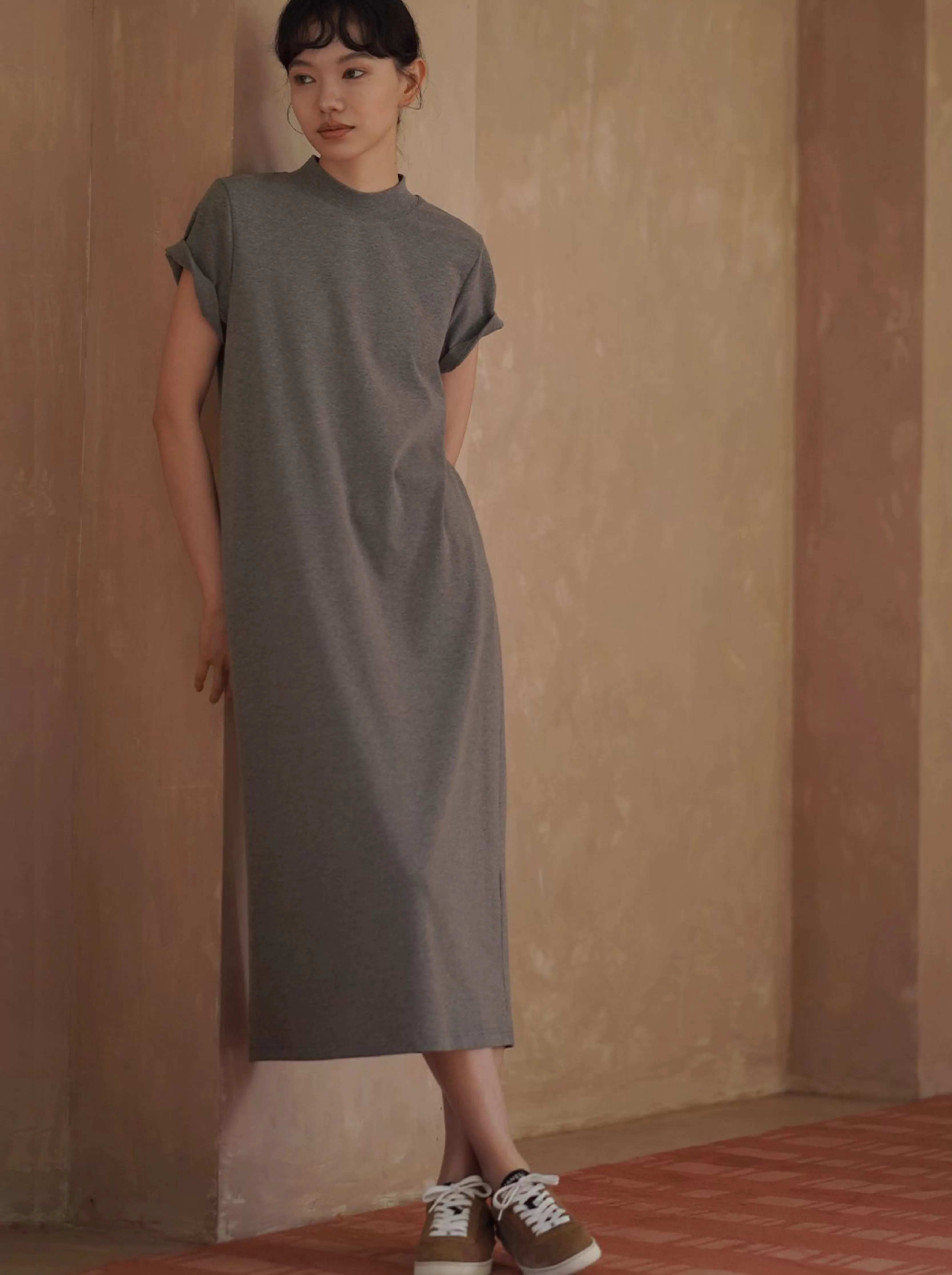 愜意都市簡約流暢不挑人洋裝寬鬆短袖疊穿通勤裙女