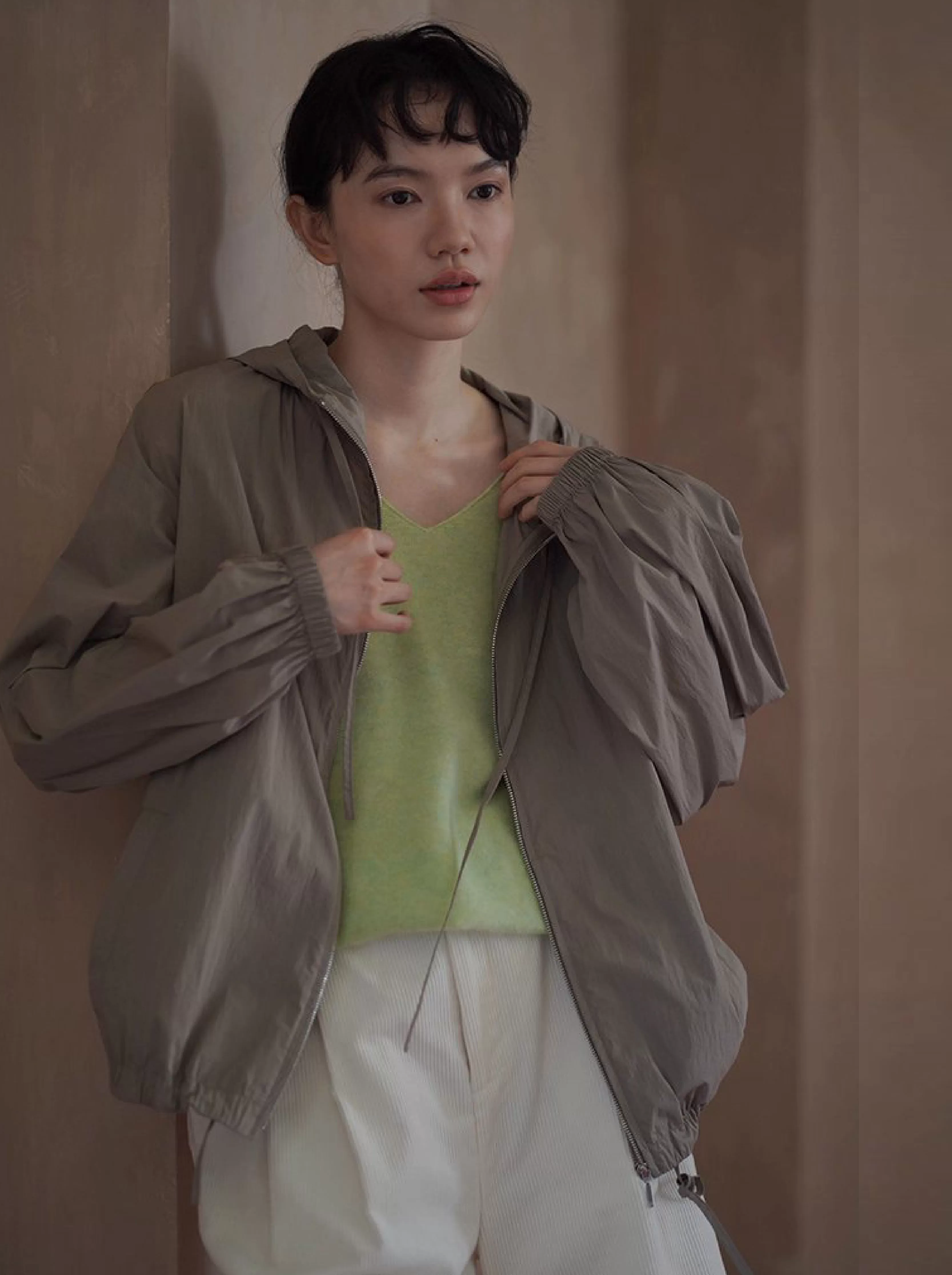 健行溯溪無負擔輕戶外透氣寬鬆H版型顯瘦連帽沖風衣外套