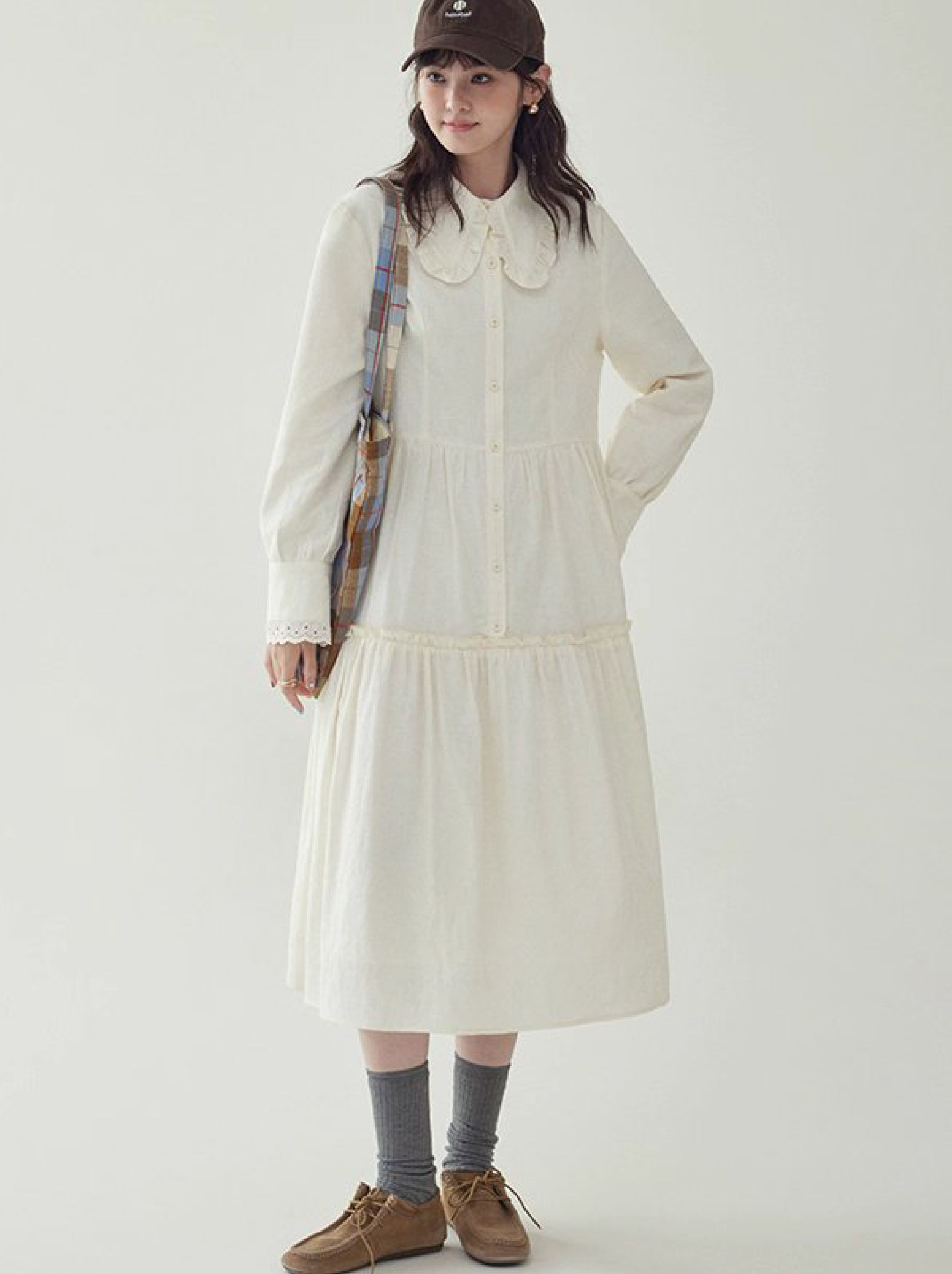 減齡純色花邊翻領洋裝女秋季新款中長娃娃裙