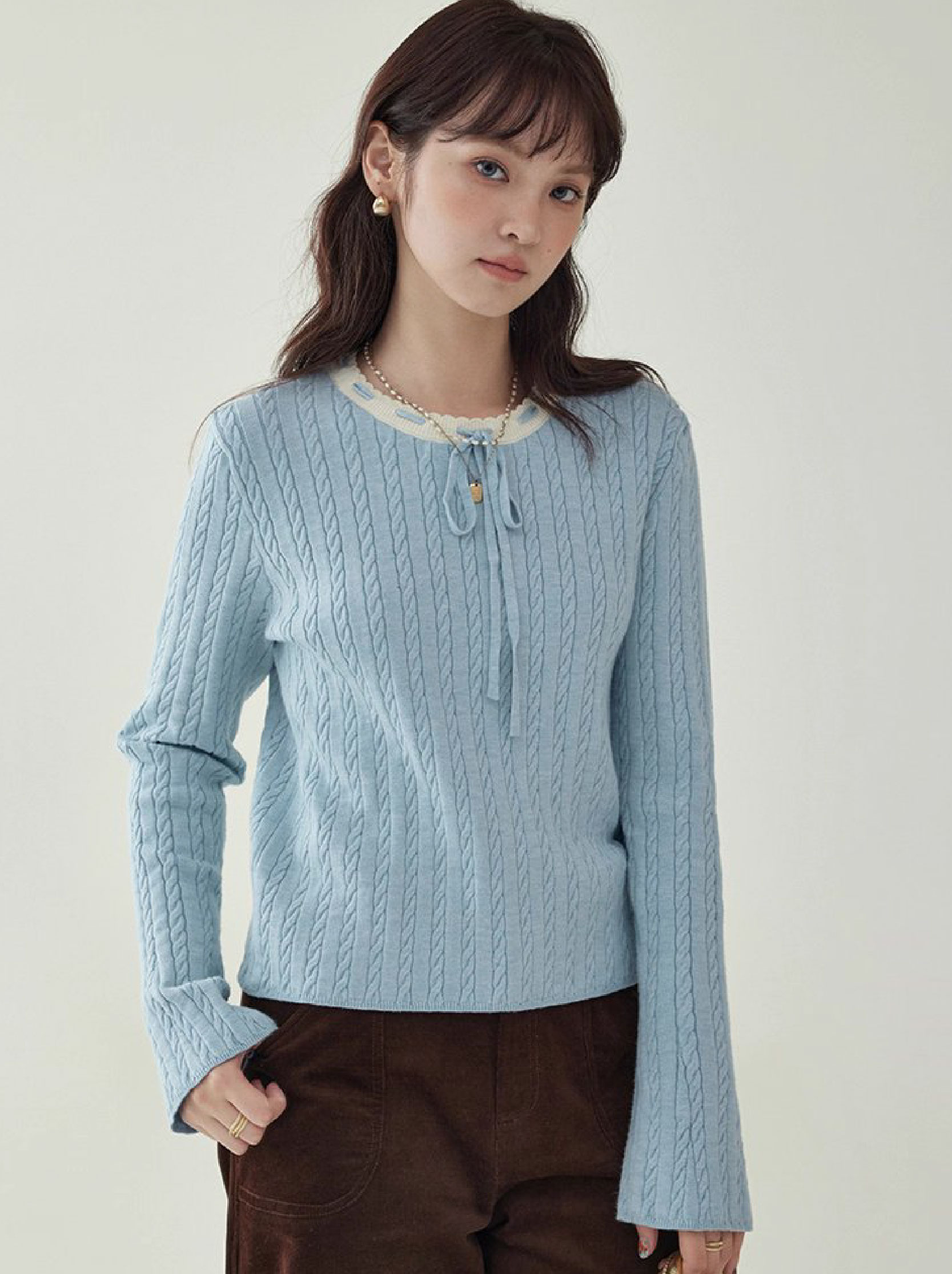 藍色綁帶圓領扭花針織衫女秋季新款百搭長袖上衣