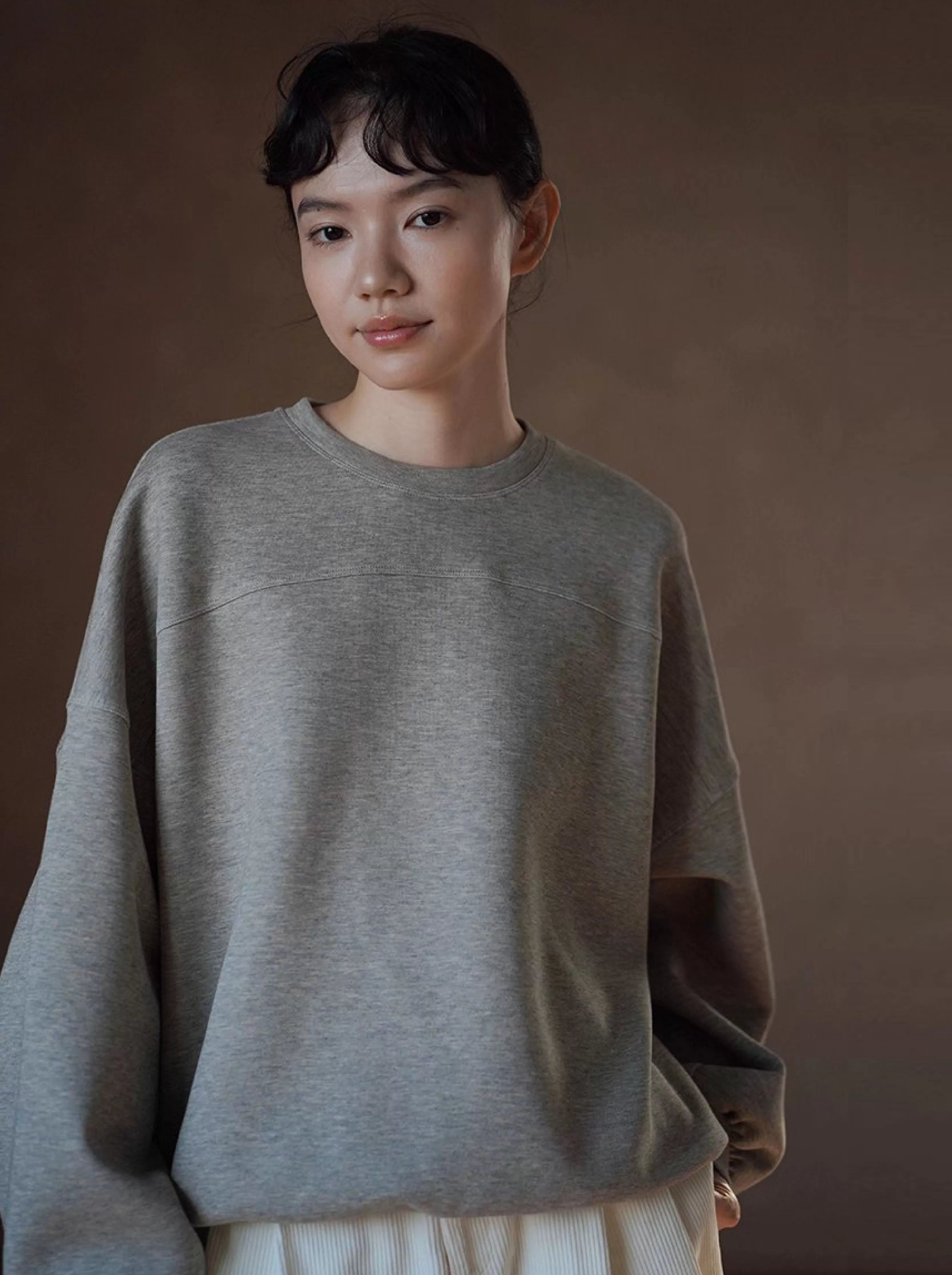 340高公克重厚實保暖輪廓寬鬆圓領顯瘦分割休閒夾花衛衣女