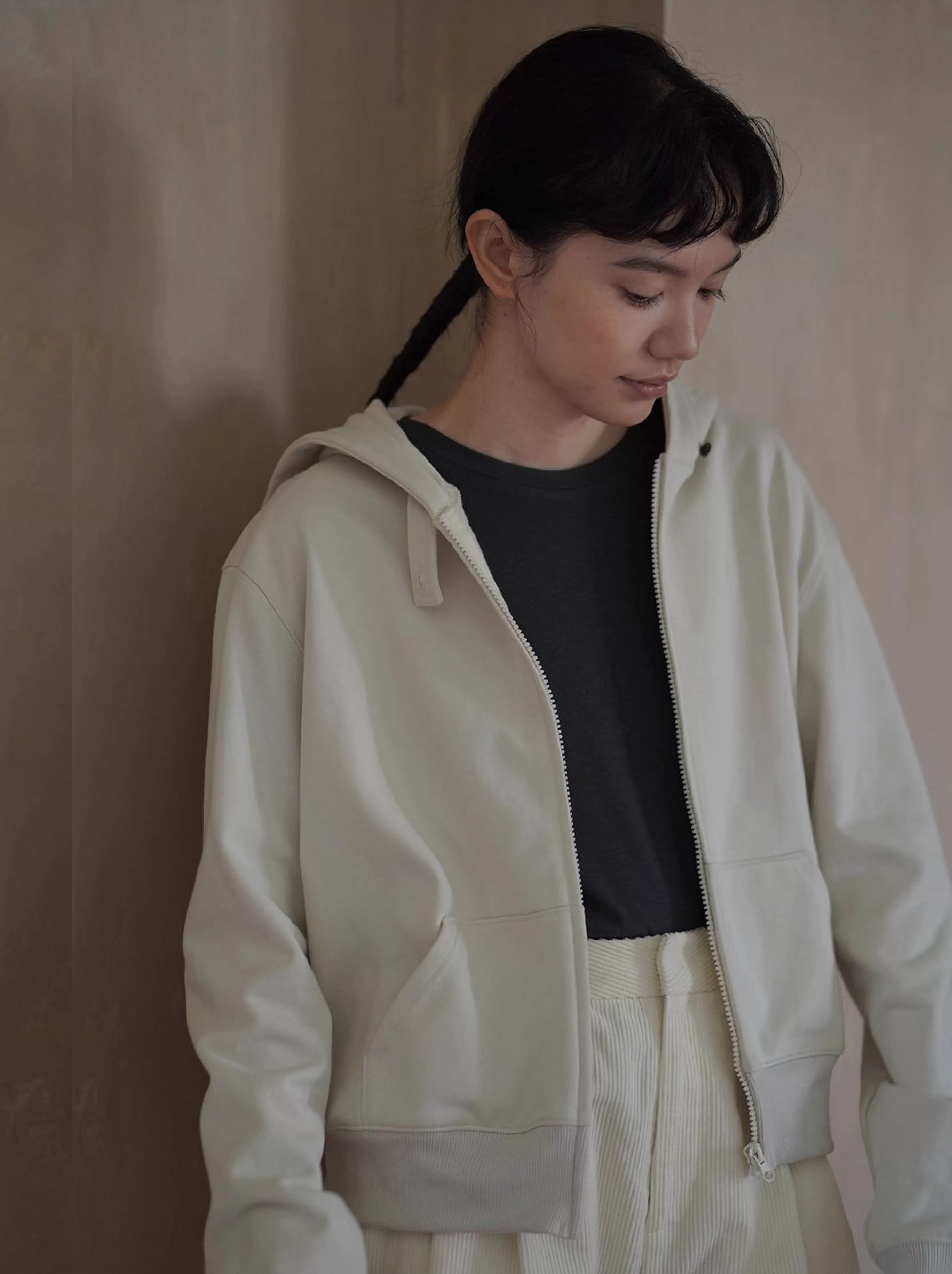 輕鬆休閒高克重親膚100棉針織衛衣布料連帽短版顯瘦外套