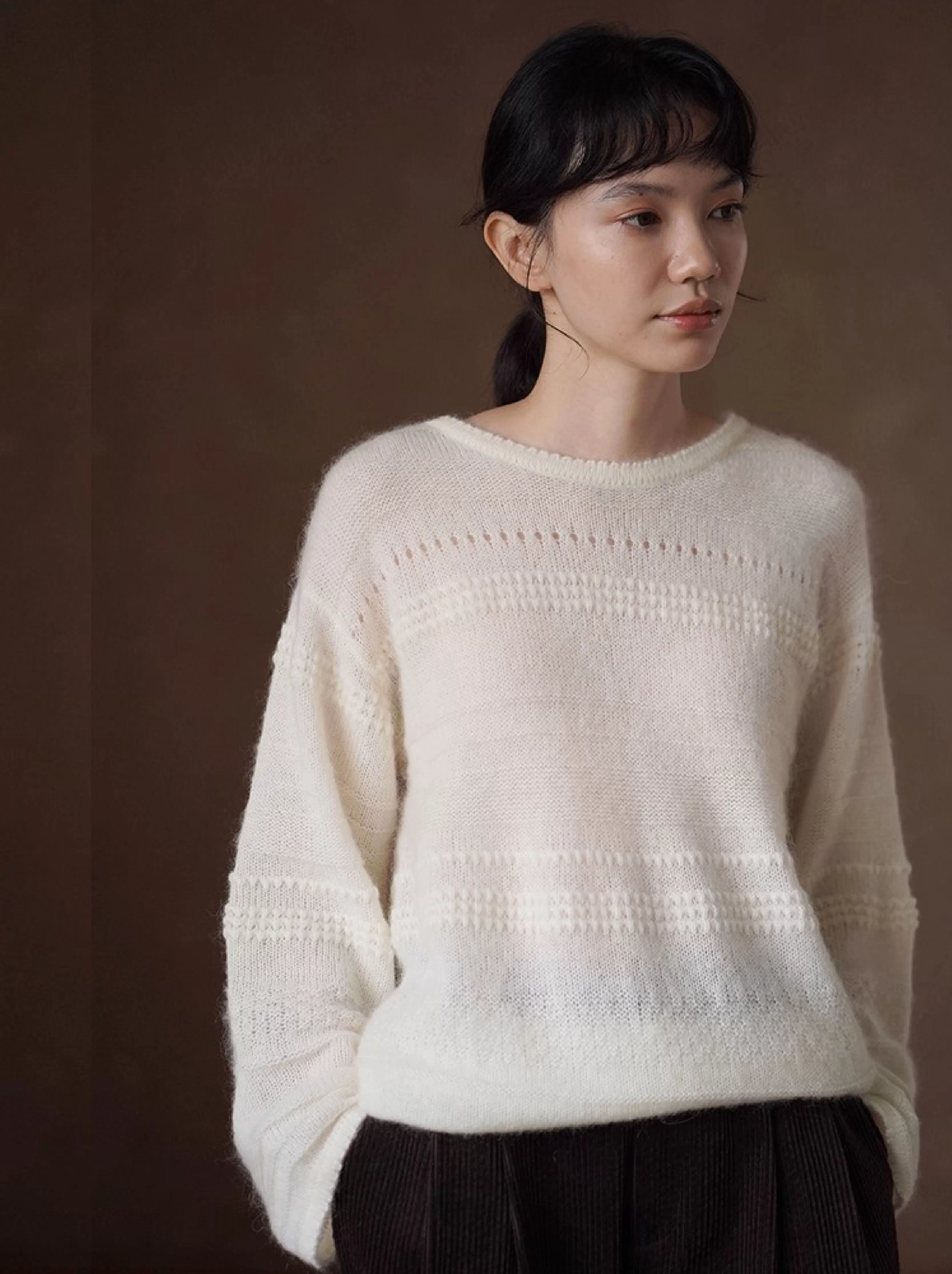 浪漫詩篇唯美重工鉤花馬海毛綿羊毛混紡圓領寬鬆毛衣女