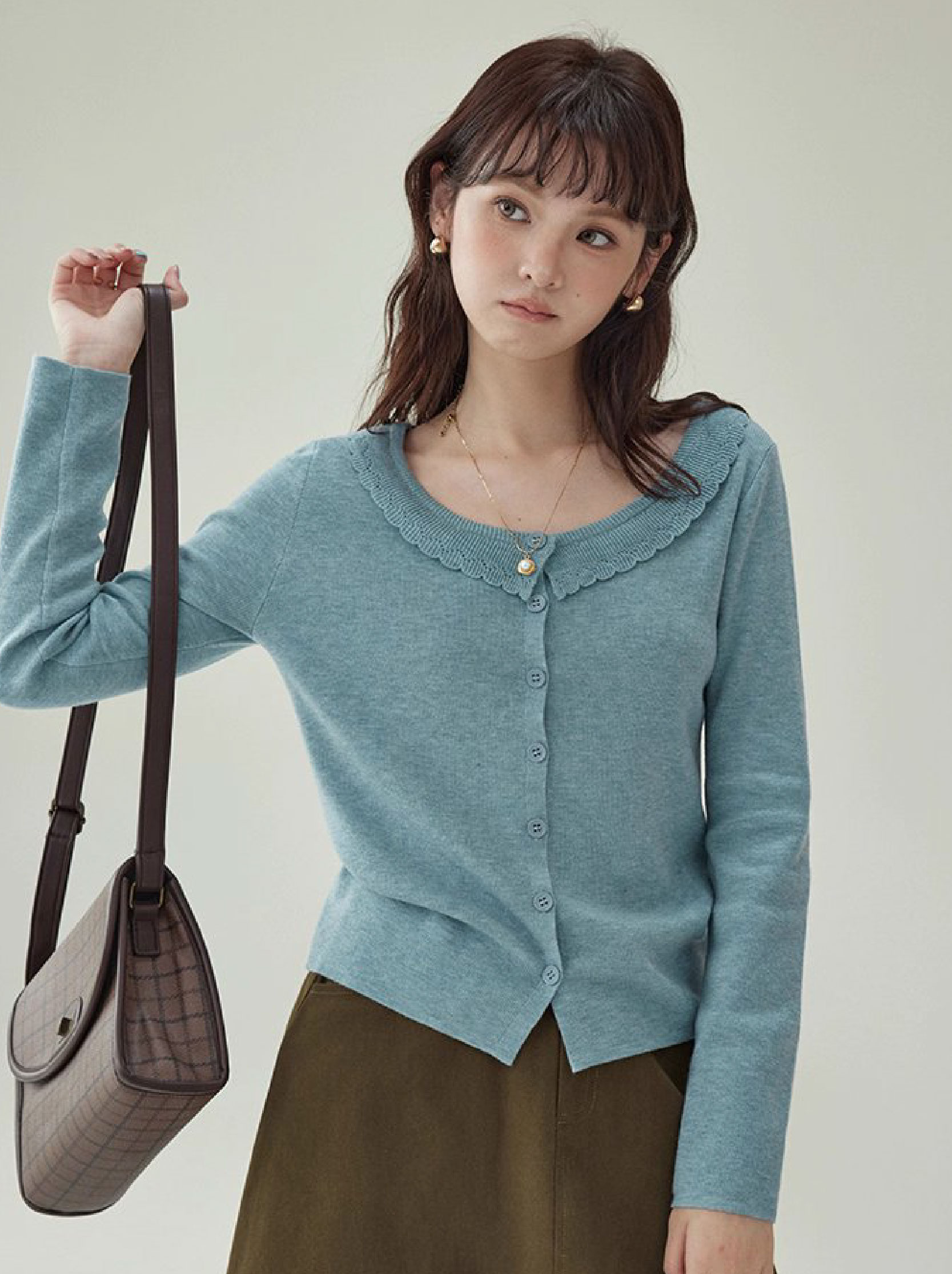 藍色圓領針織衫女秋季絕美短款修身長袖開襟衫上衣