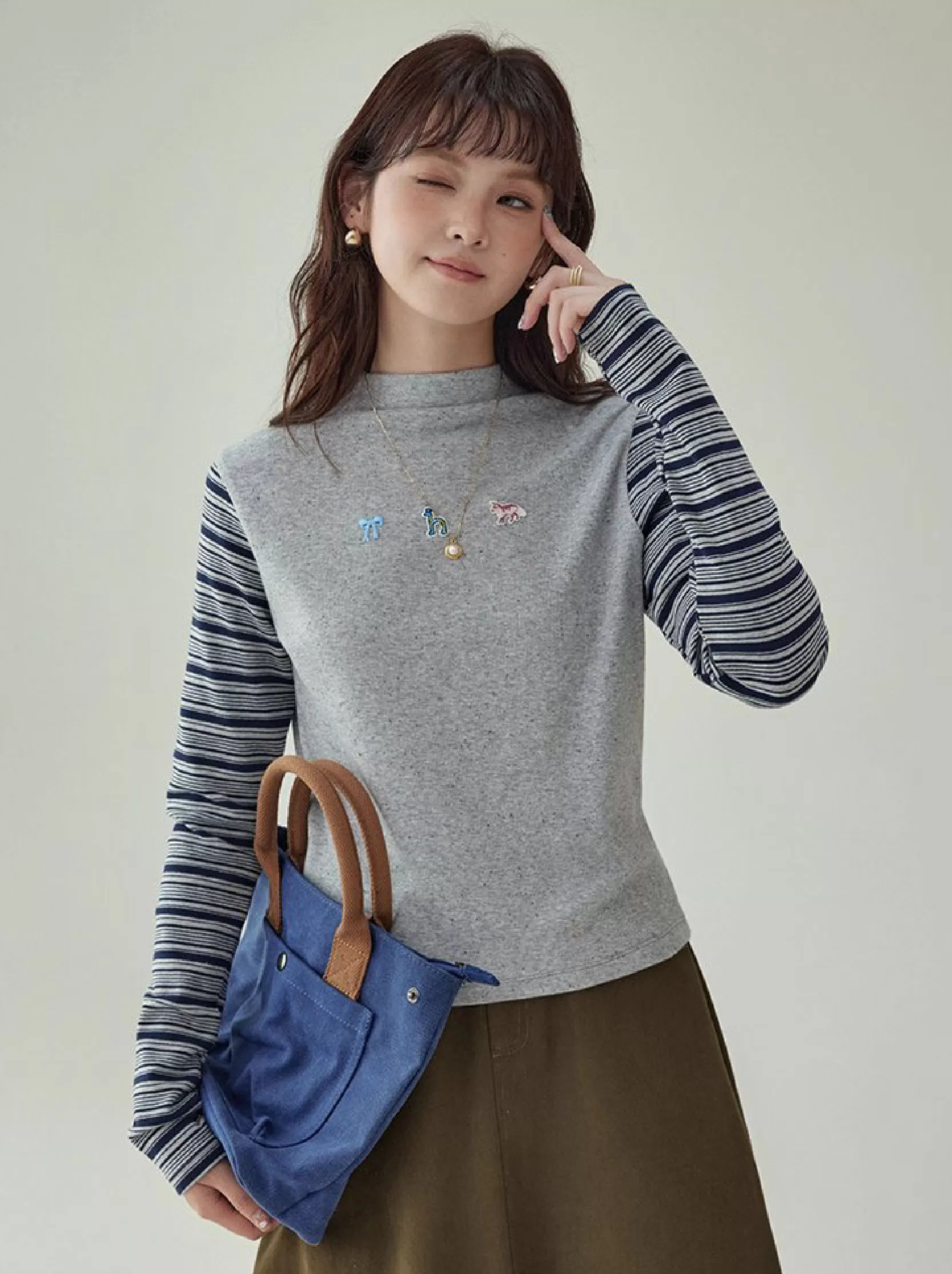 韓系拼接條紋長袖立領T恤女秋新款內搭刺繡上衣