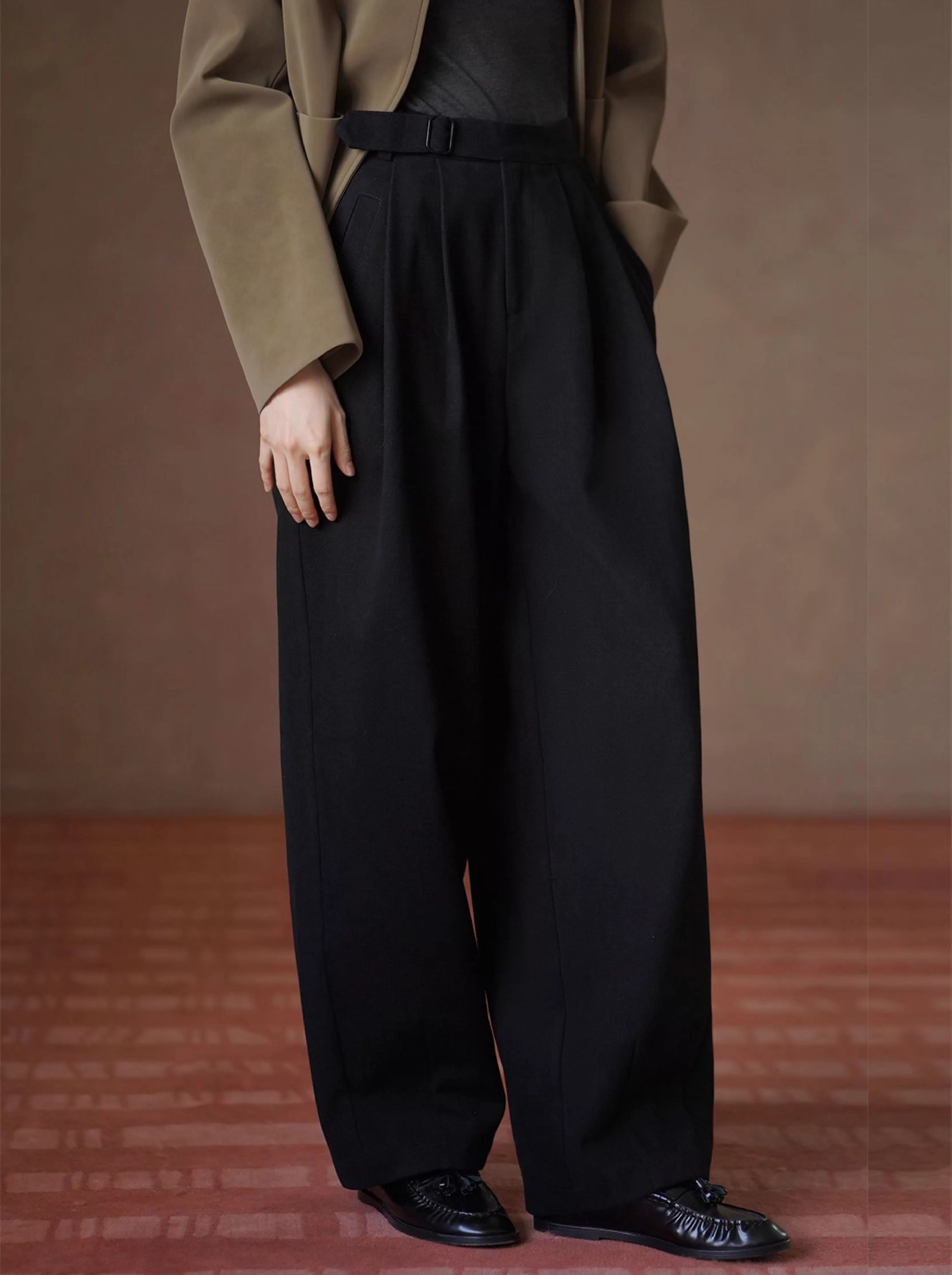 低調霧面紗卡品質長褲可調式褲袢高腰寬鬆顯瘦直筒褲女