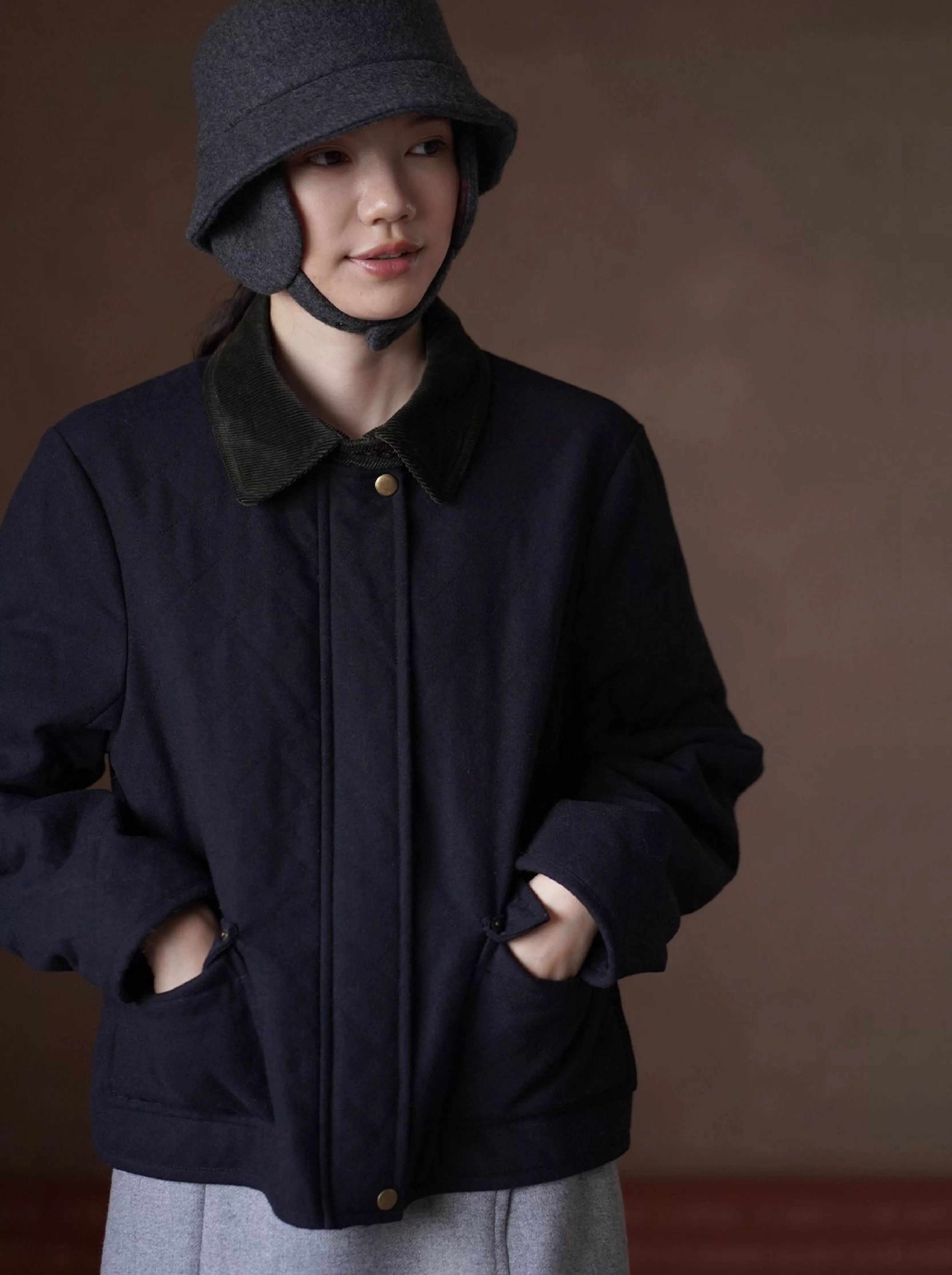 復古英倫配色撞色燈芯絨翻領正肩短款菱形格絎棉外套女