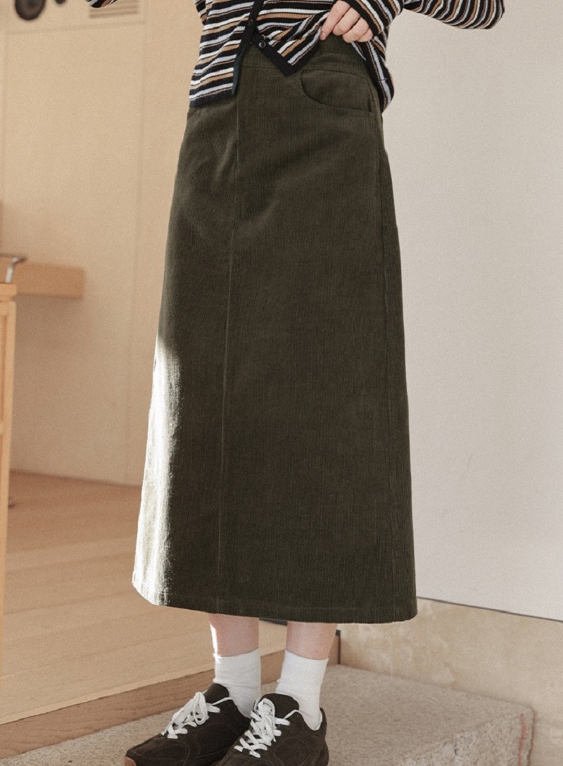 復古燈芯絨半身裙秋冬季穿搭顯瘦A字長裙
