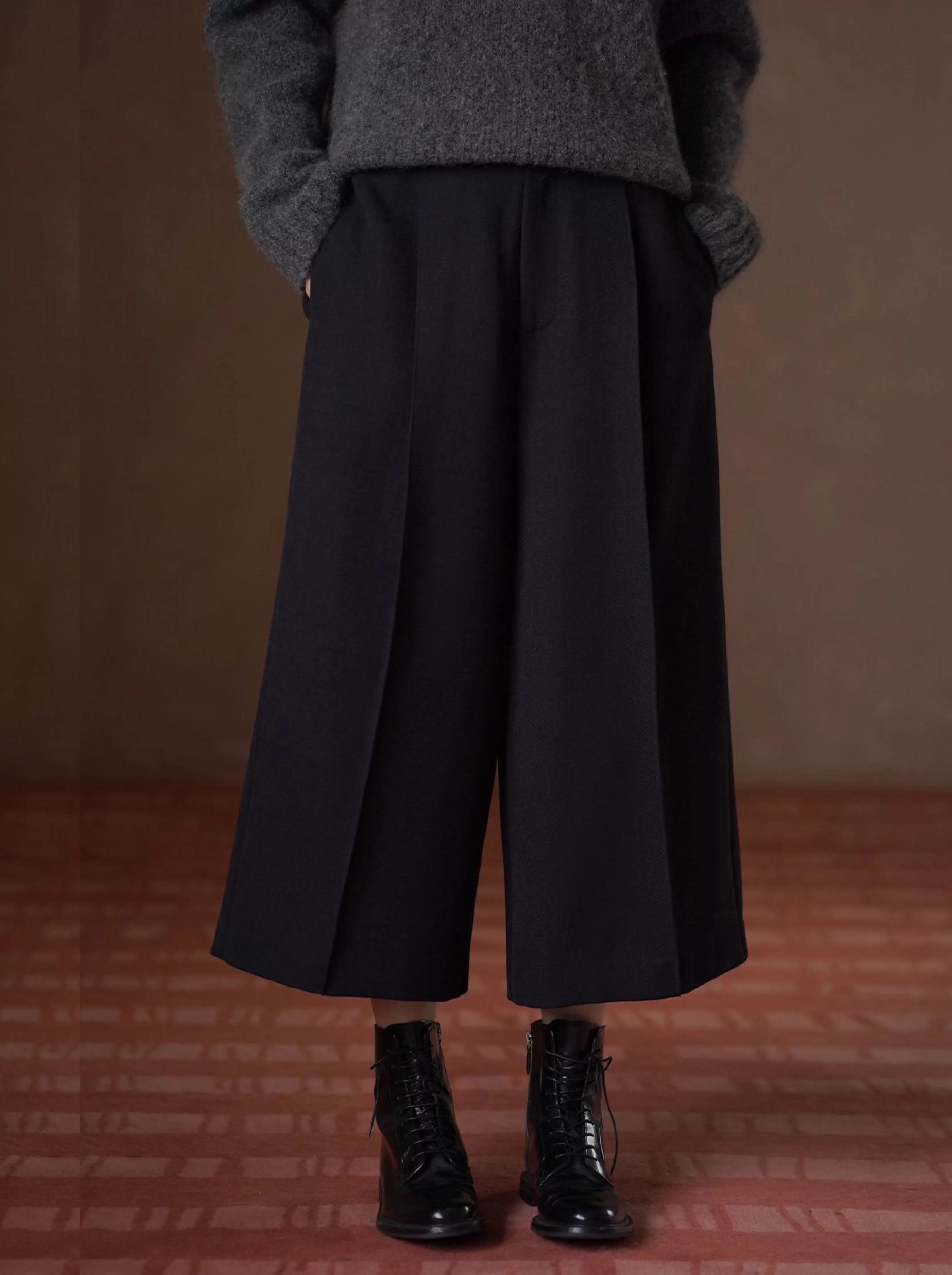 無聲藏肉挺縫線顯瘦時尚抗皺八分褲直筒寬鬆通勤西裝褲女