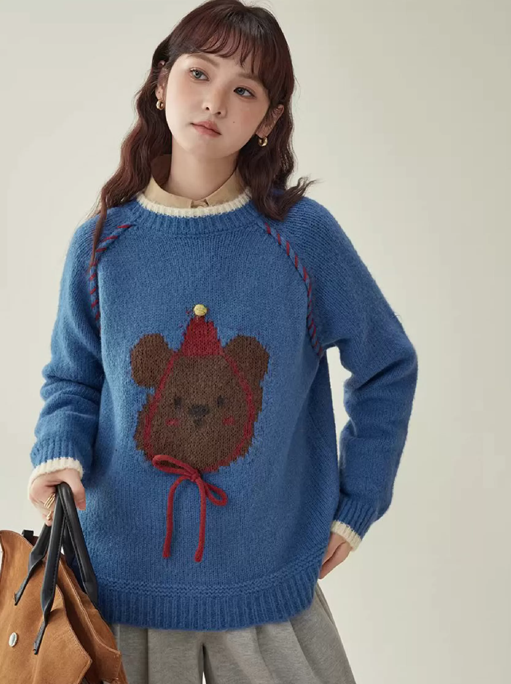 克萊因藍圓領羊毛長袖小熊毛衣女冬新款寬鬆減齡上衣