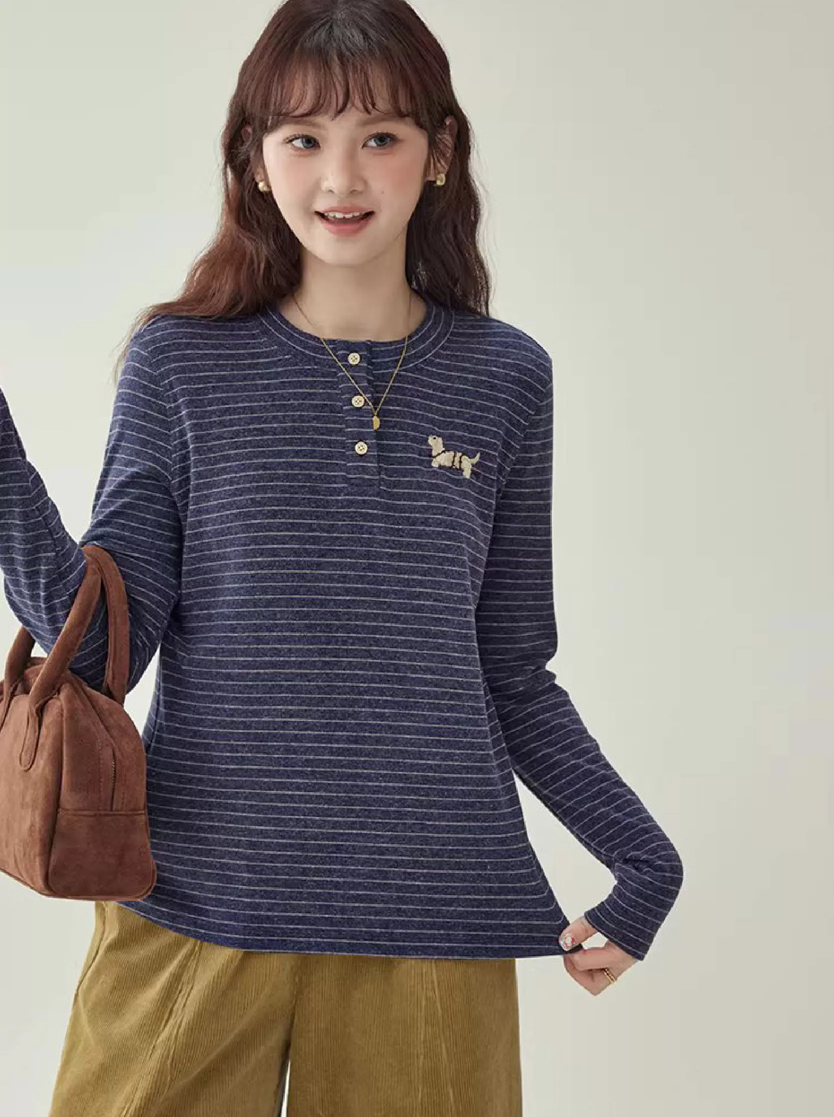 色織絨感繡花條紋T恤女冬新款寬鬆長袖內搭上衣