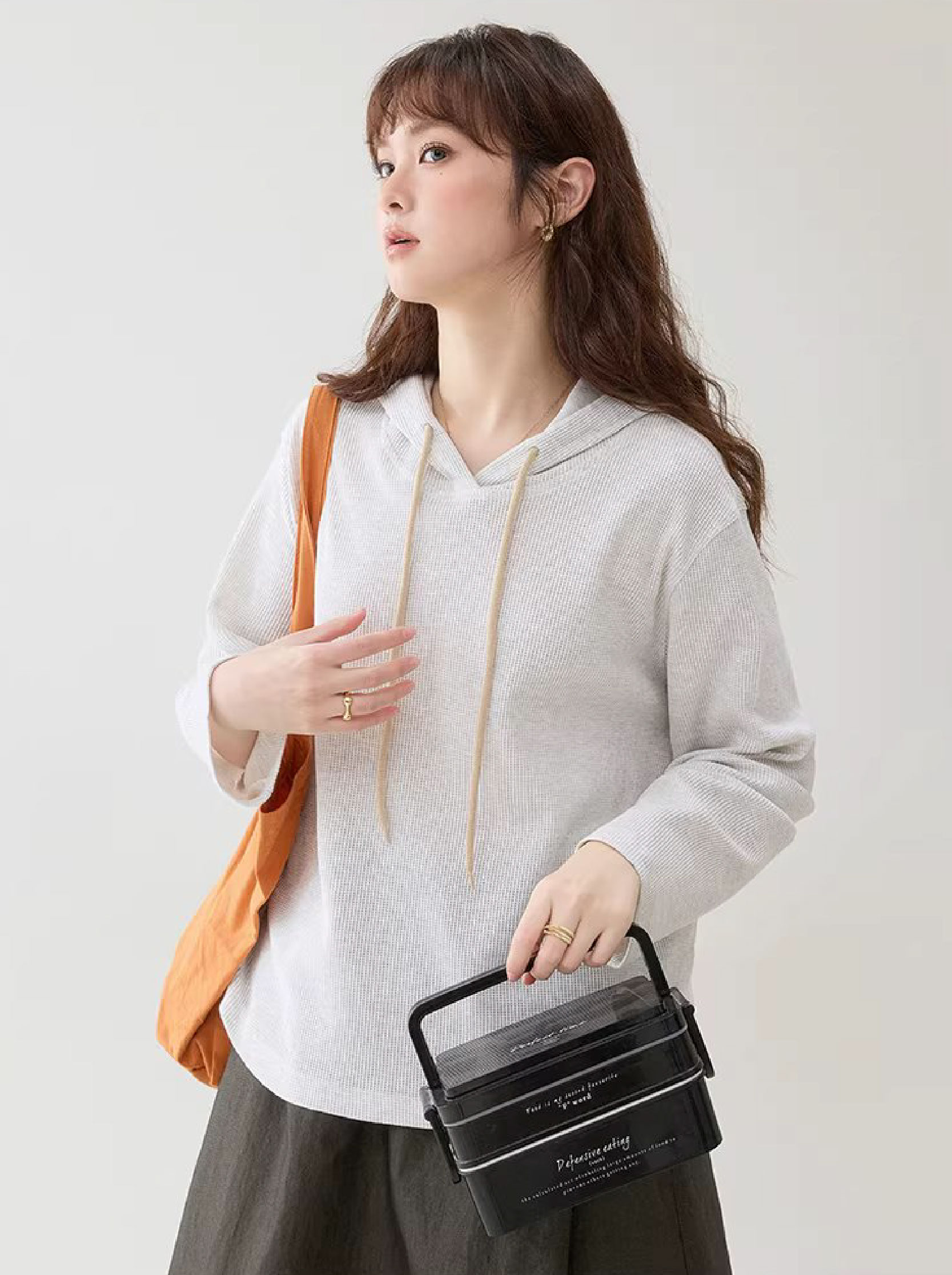 灰色華夫格連帽薄款T恤女春季新款通勤寬鬆上衣