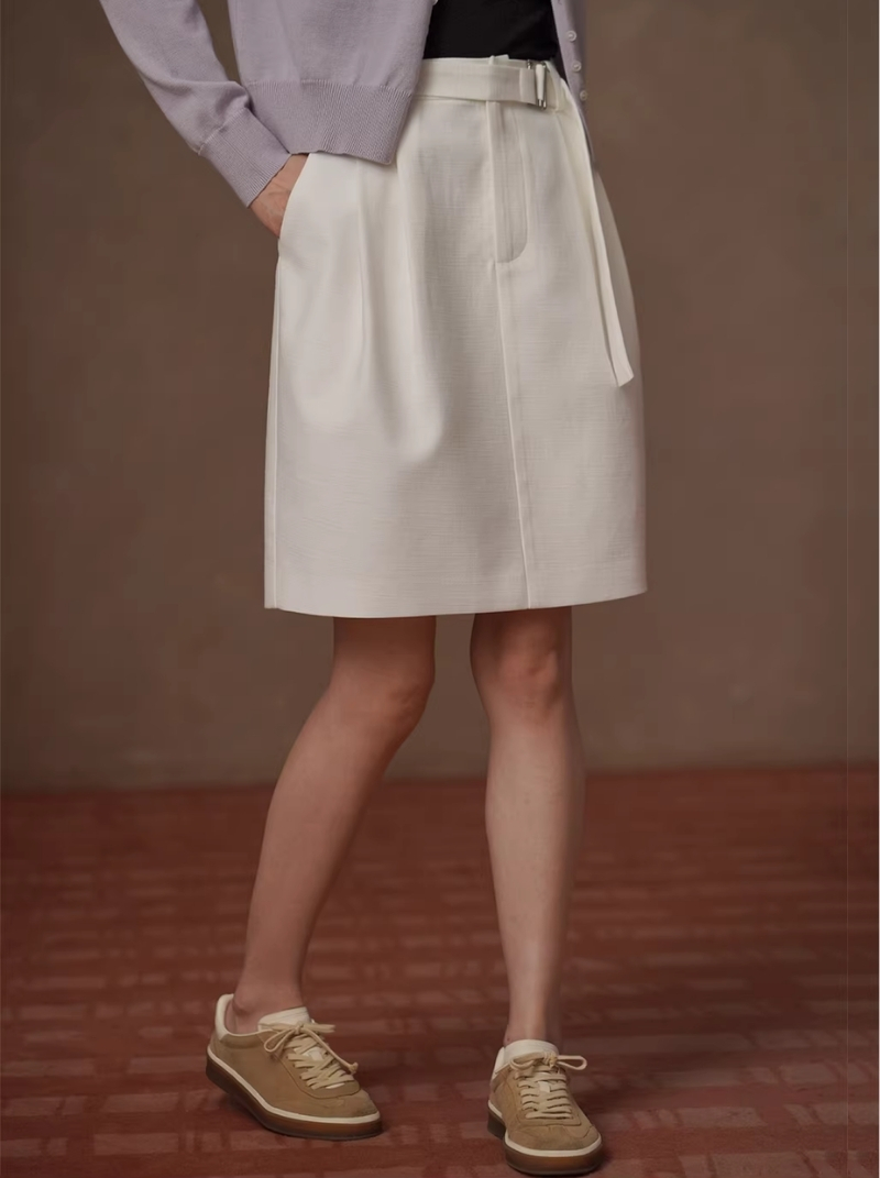 春日雲清爽實用半身裙顯瘦壓褶A子版型短版通勤裙