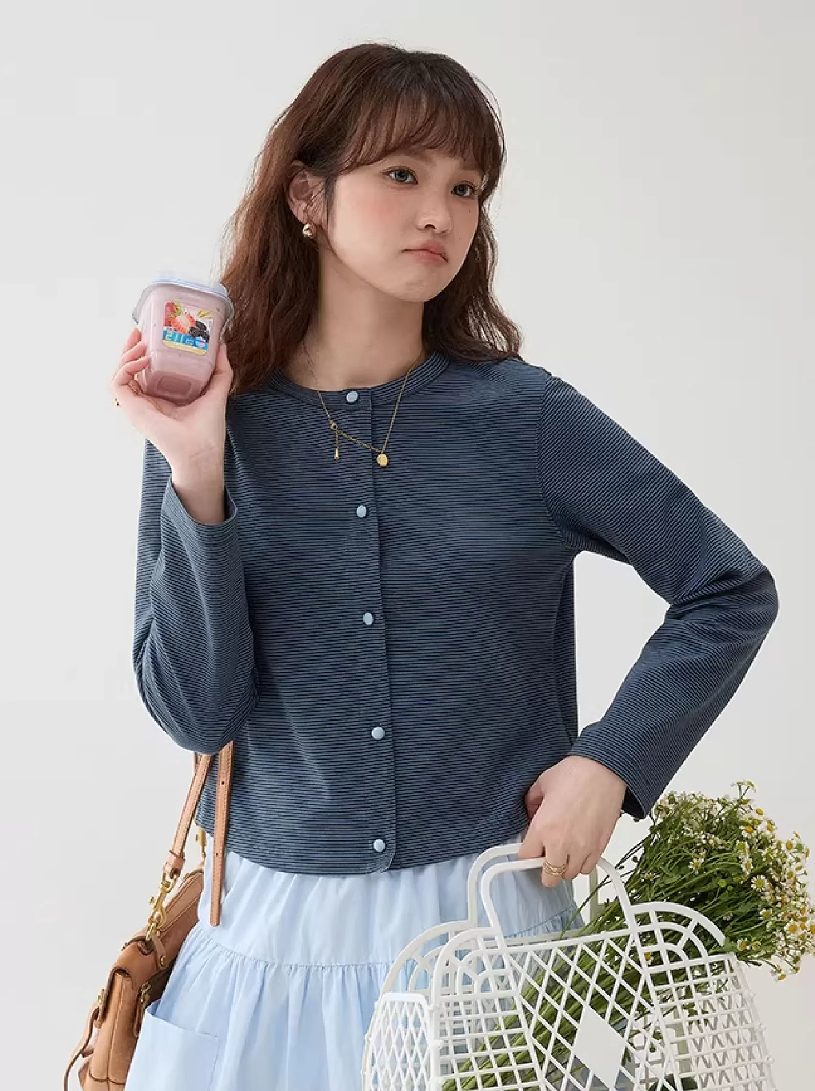 藏青條紋單排扣短款T恤女春季新款韓系長袖上衣