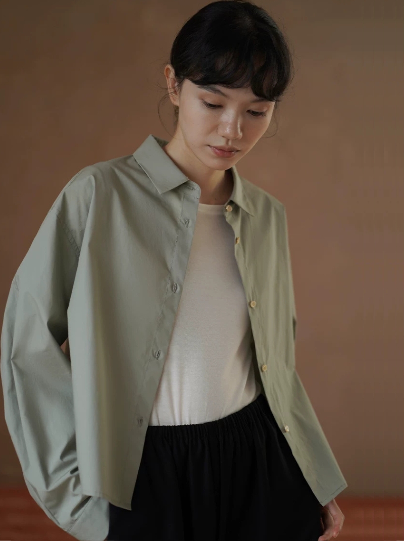 柔軟水洗100棉簡約寬鬆顯瘦抽褶收腰設計翻領通勤襯衫女