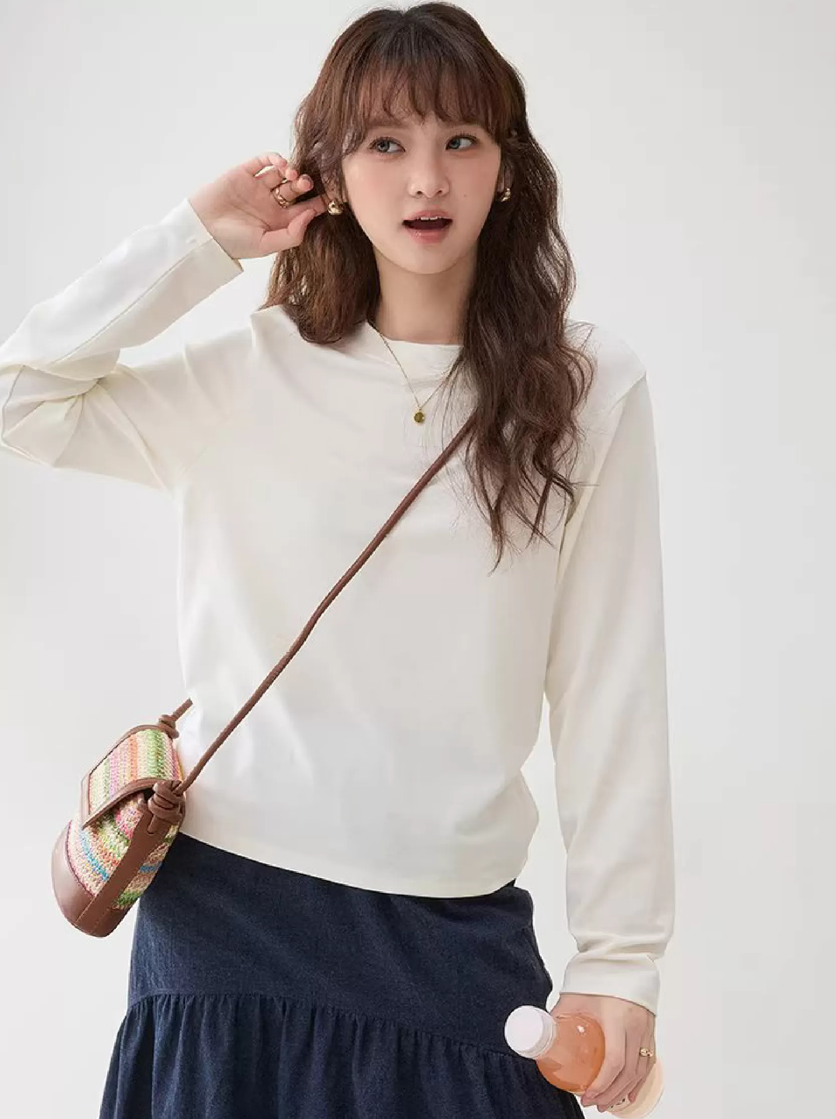 純色圓領微蝙蝠袖T恤女26春季新款寬鬆百搭上衣