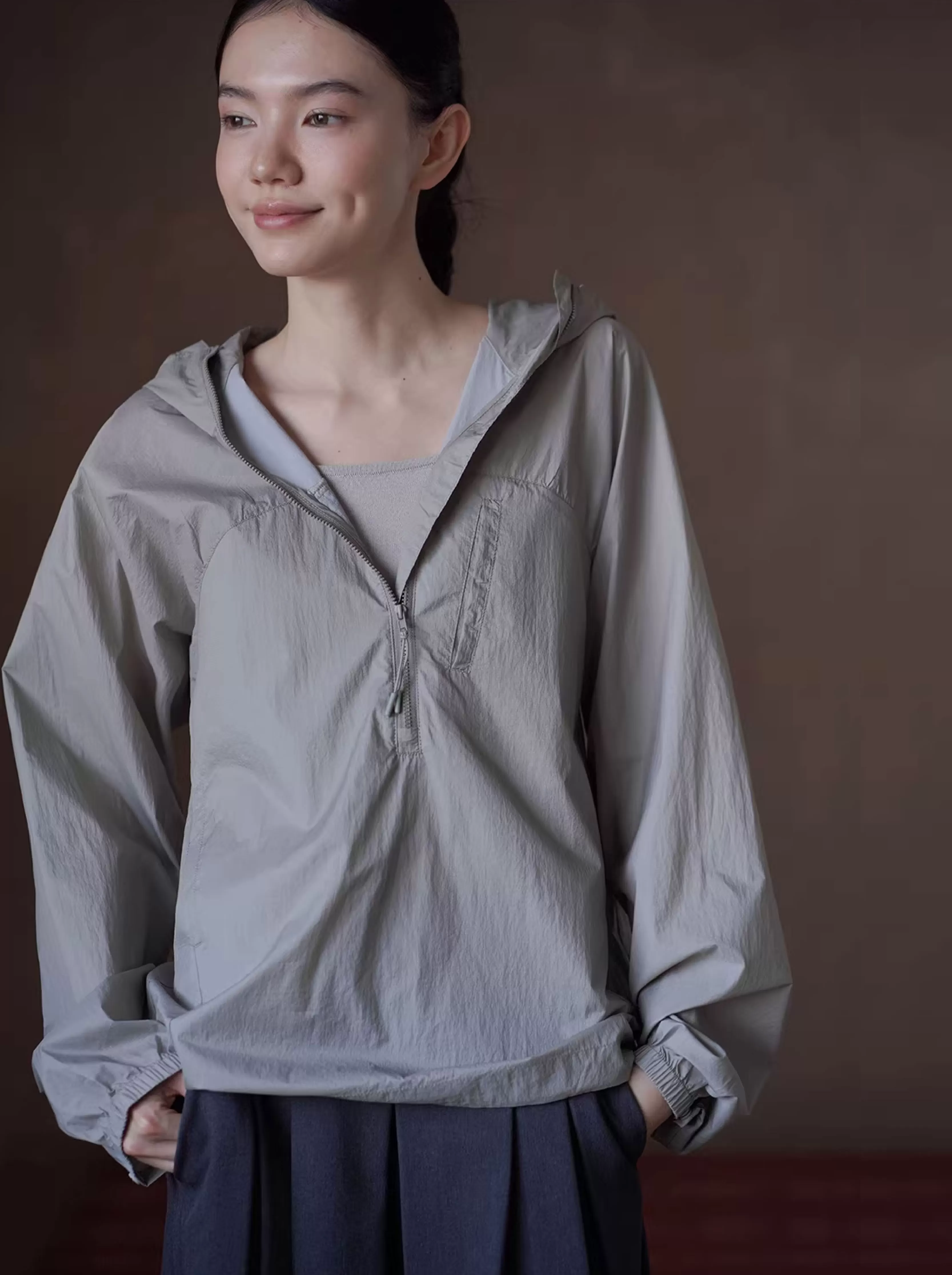 輕薄海苔工裝輕戶外上衣透氣寬鬆顯瘦拉鍊連帽沖風衣女