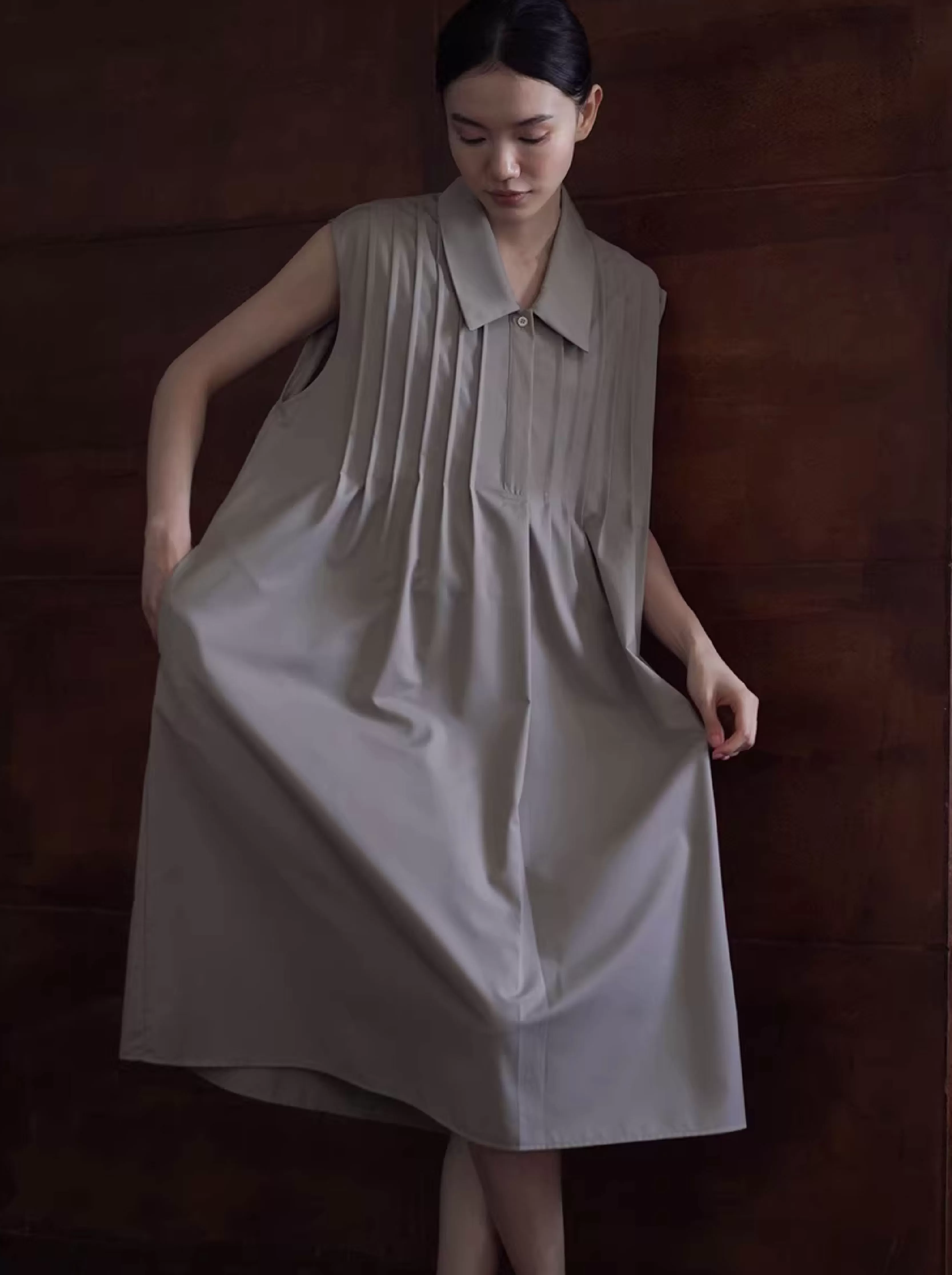 精準定壓塔克線門襟寬鬆H型無袖顯瘦搭通勤襯衫洋裝女