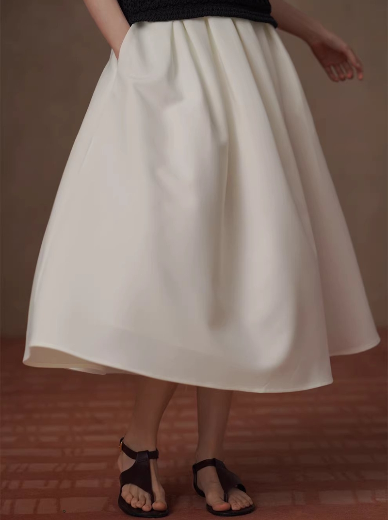 優雅小白花立體廓形顯瘦壓褶高腰蓬蓬通勤輕盈半身裙女