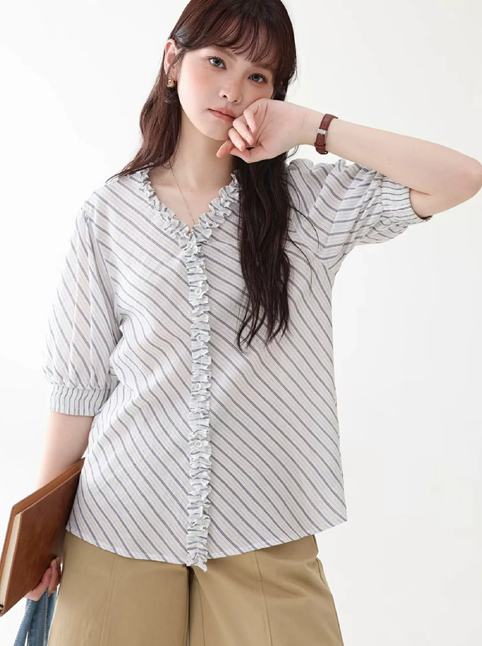 藍條紋v領木耳邊襯衫女夏季新款純棉五分袖上衣