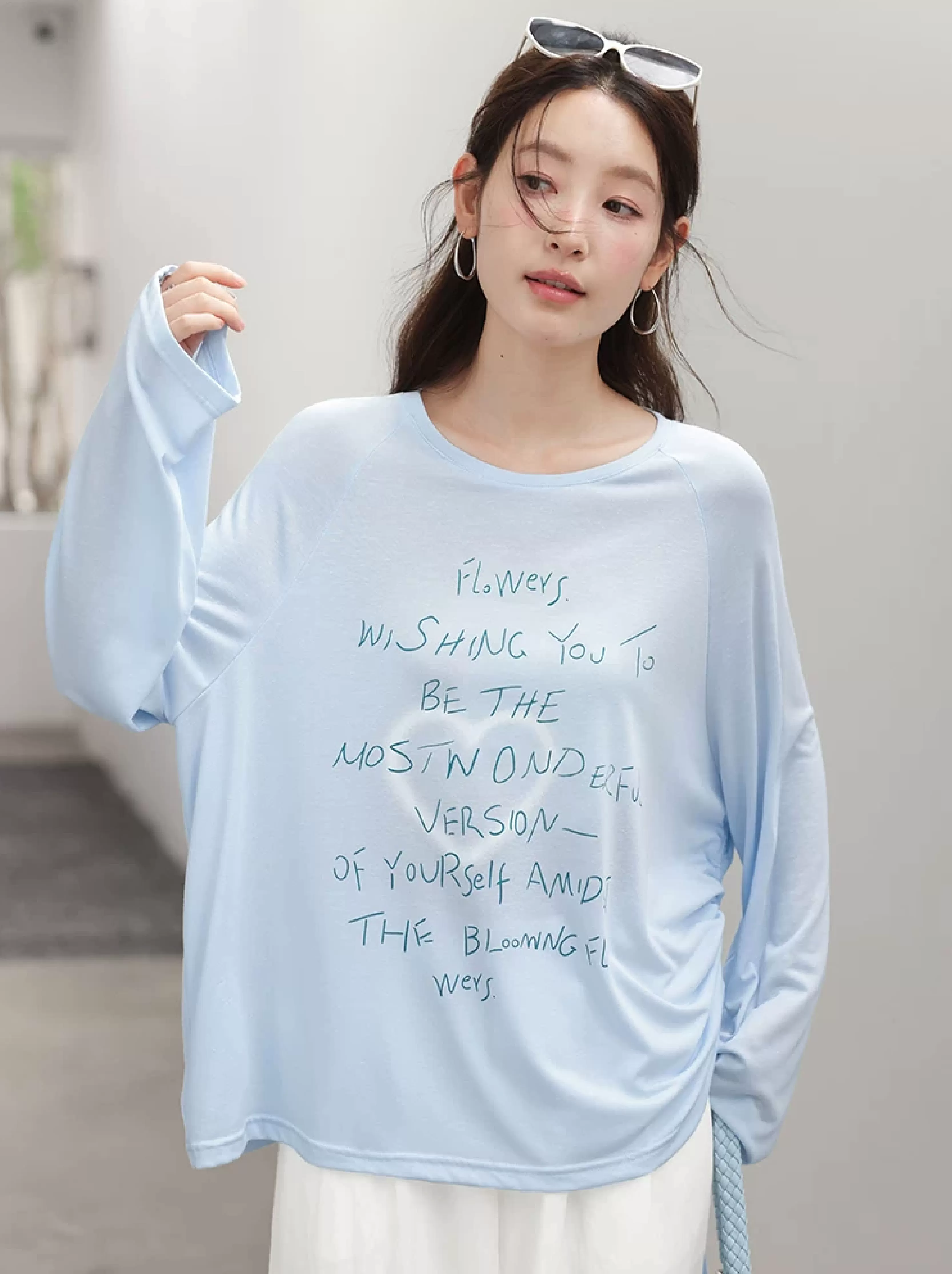 大尺碼字母印花長袖T恤夏薄女上衣2026新款胖mm防曬罩衫女