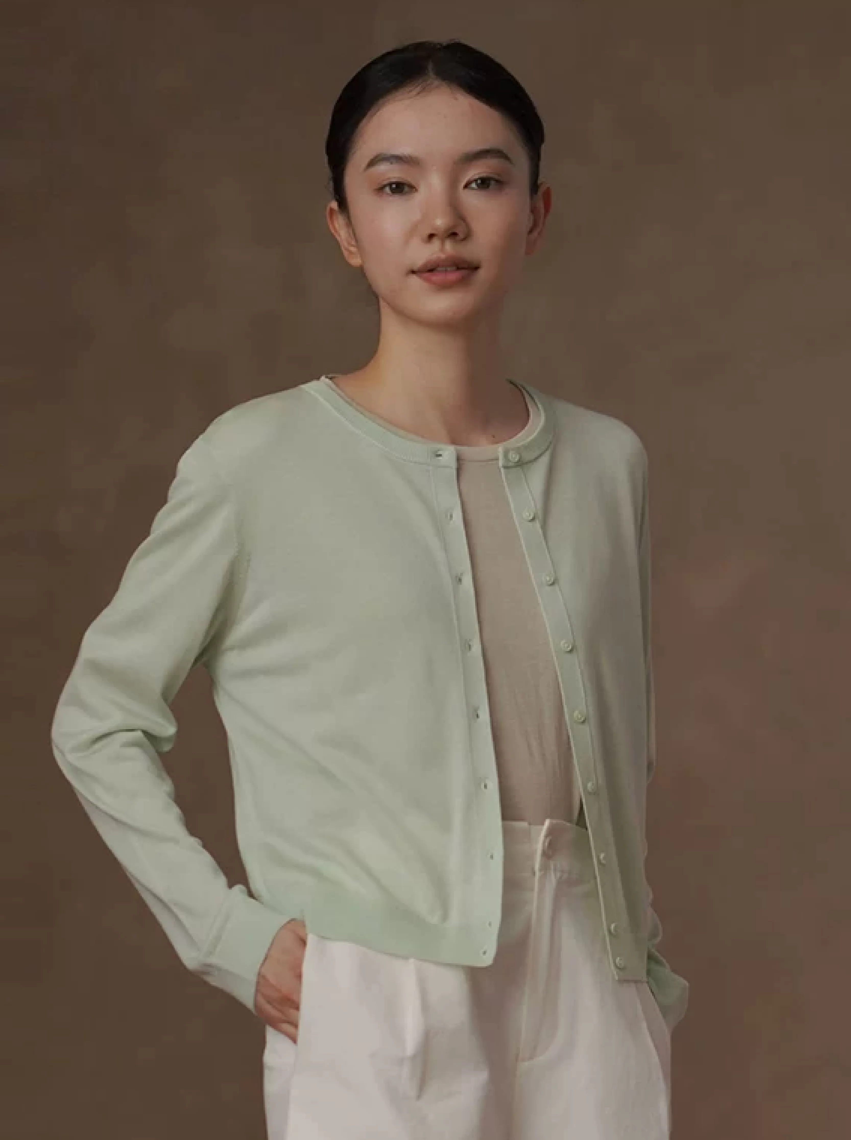 衣櫥必備100萊賽爾冰爽垂感長袖圓領百搭通勤針織開襟衫女