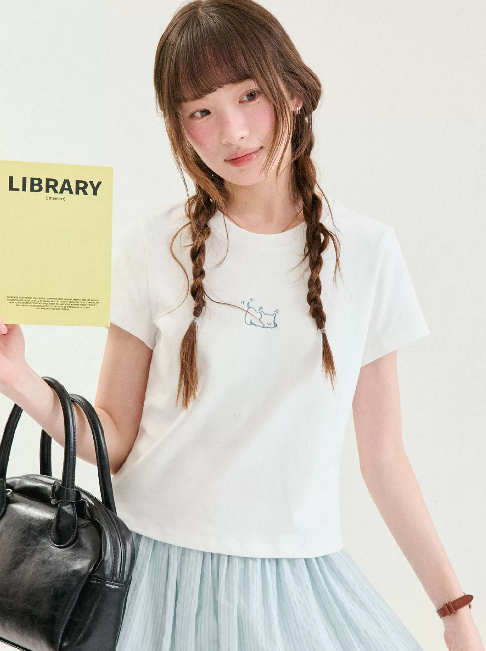 卡通小狗刺繡短白色T恤女夏新款簡約短袖上衣