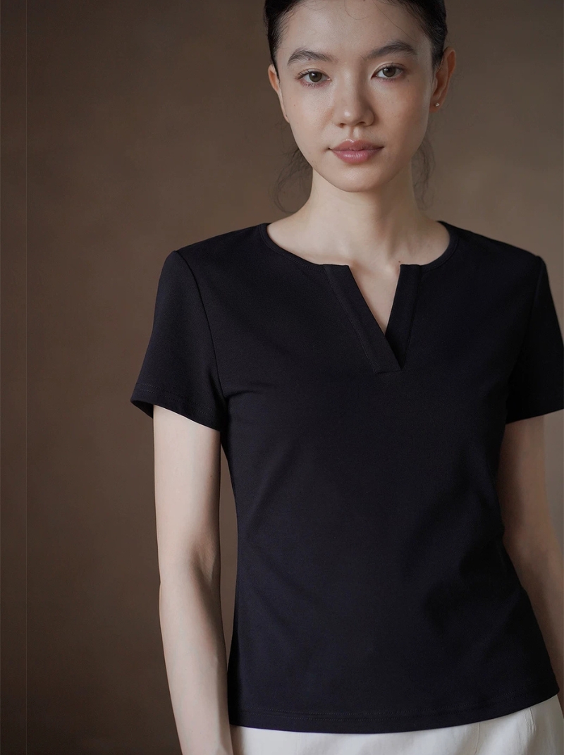 彈性緊緻高支棉簡約圓V領正肩基礎款顯瘦短袖通勤T恤女