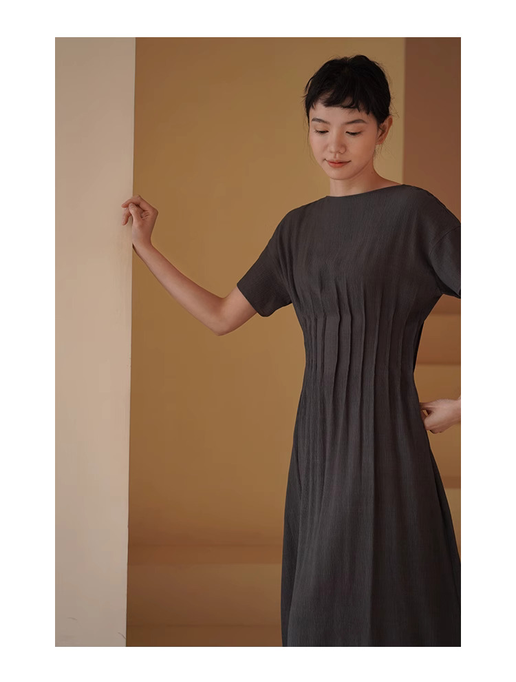 溫潤水墨畫立體打攬收腰工藝顯瘦落肩氣質通勤連身裙女