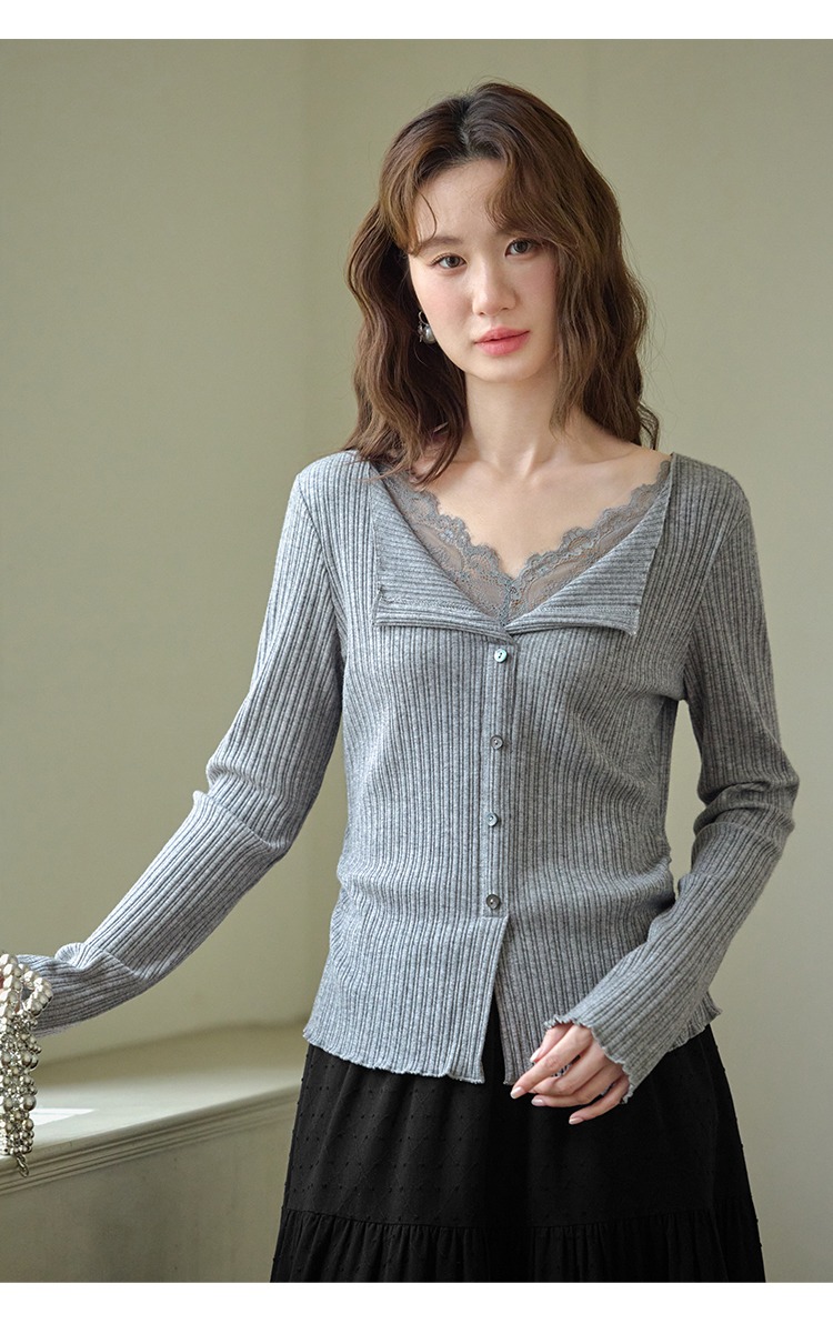 大尺碼蕾絲花邊拼接V領針織衫打底內搭氣質上衣