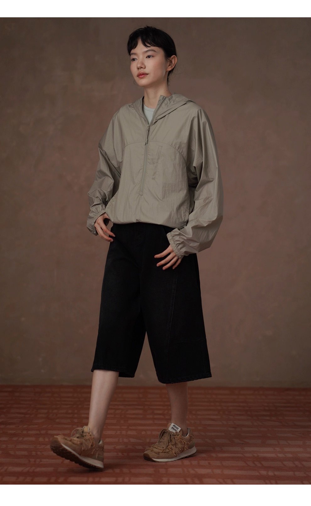 輕薄海苔工裝輕戶外上衣透氣寬鬆顯瘦拉鍊連帽沖風衣女