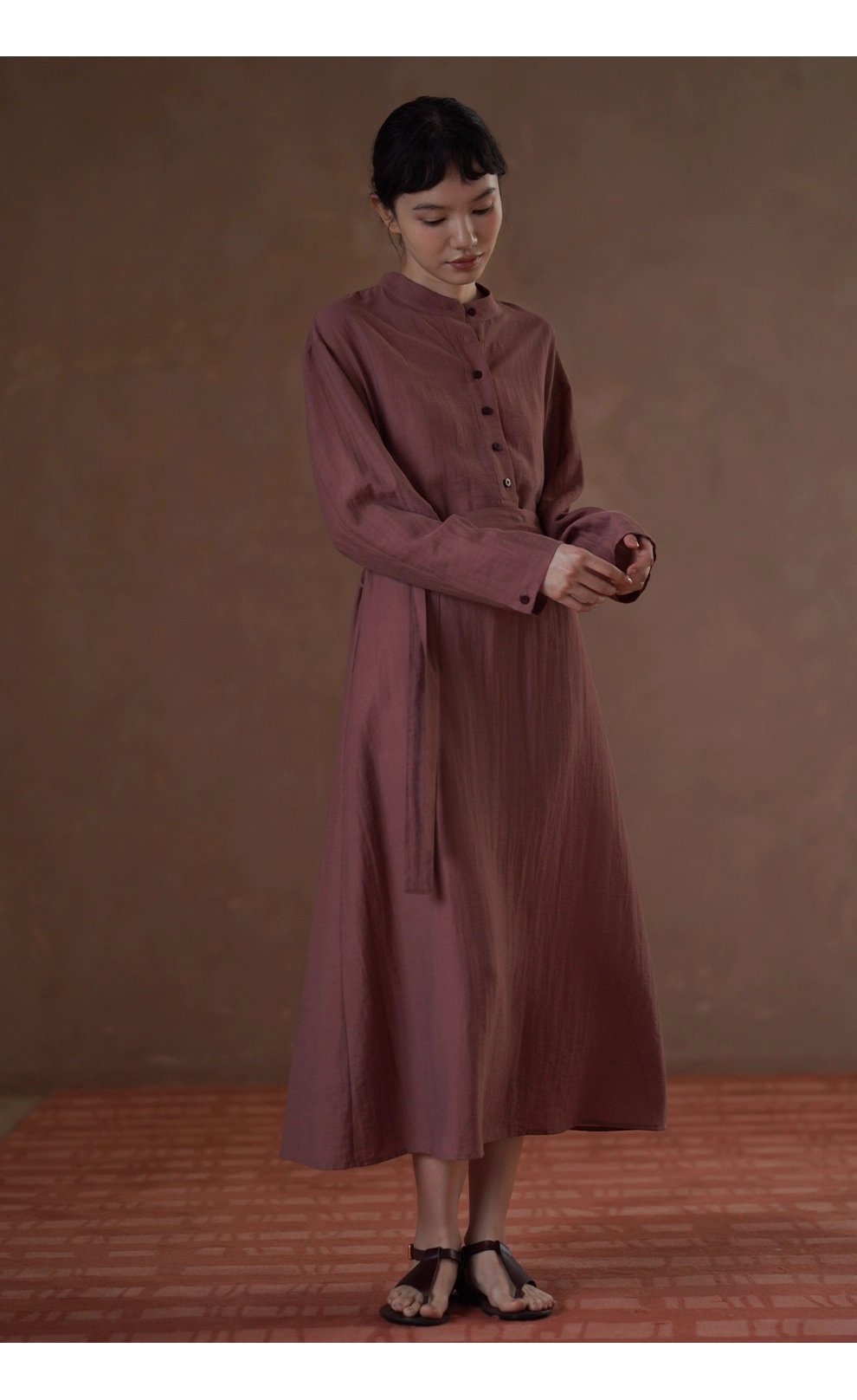 清雅芍藥顯白亞麻混紡透氣挺括顯瘦寬鬆立領襯衫洋裝