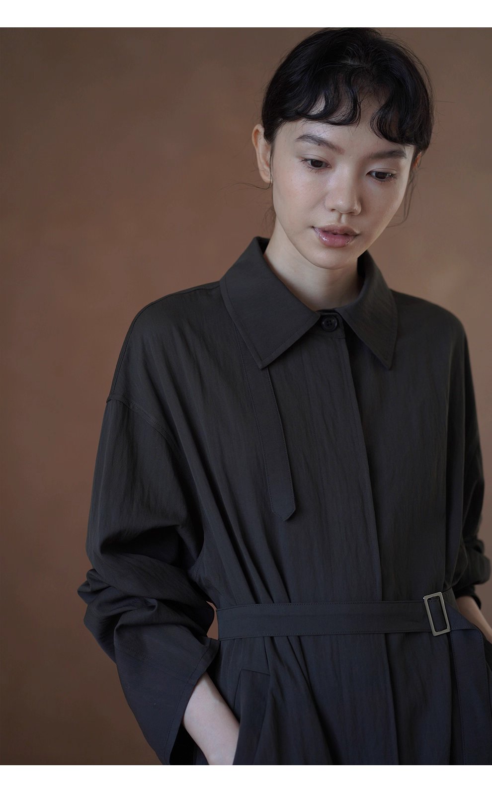 晚潮綠波風衣洋裝微皺肌理感寬鬆腰帶顯瘦通勤外套女